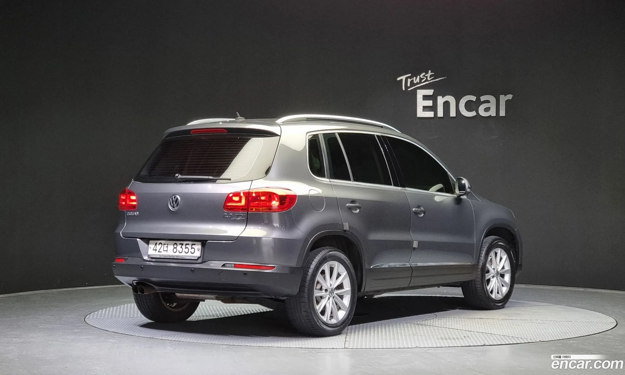 Volkswagen Tiguan I 20 Tdi Comfort 2014 - фотография 12191726