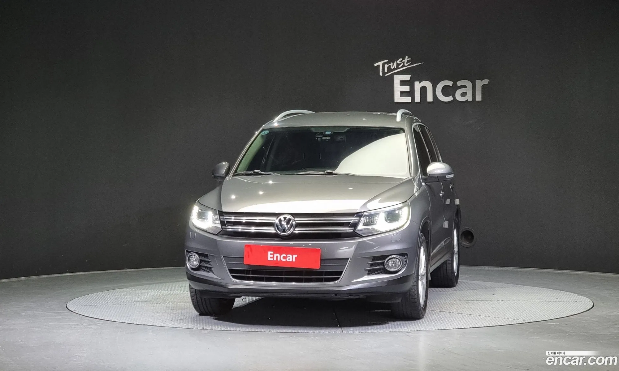 Volkswagen Tiguan I 20 Tdi Comfort 2014 - фотография 12191727