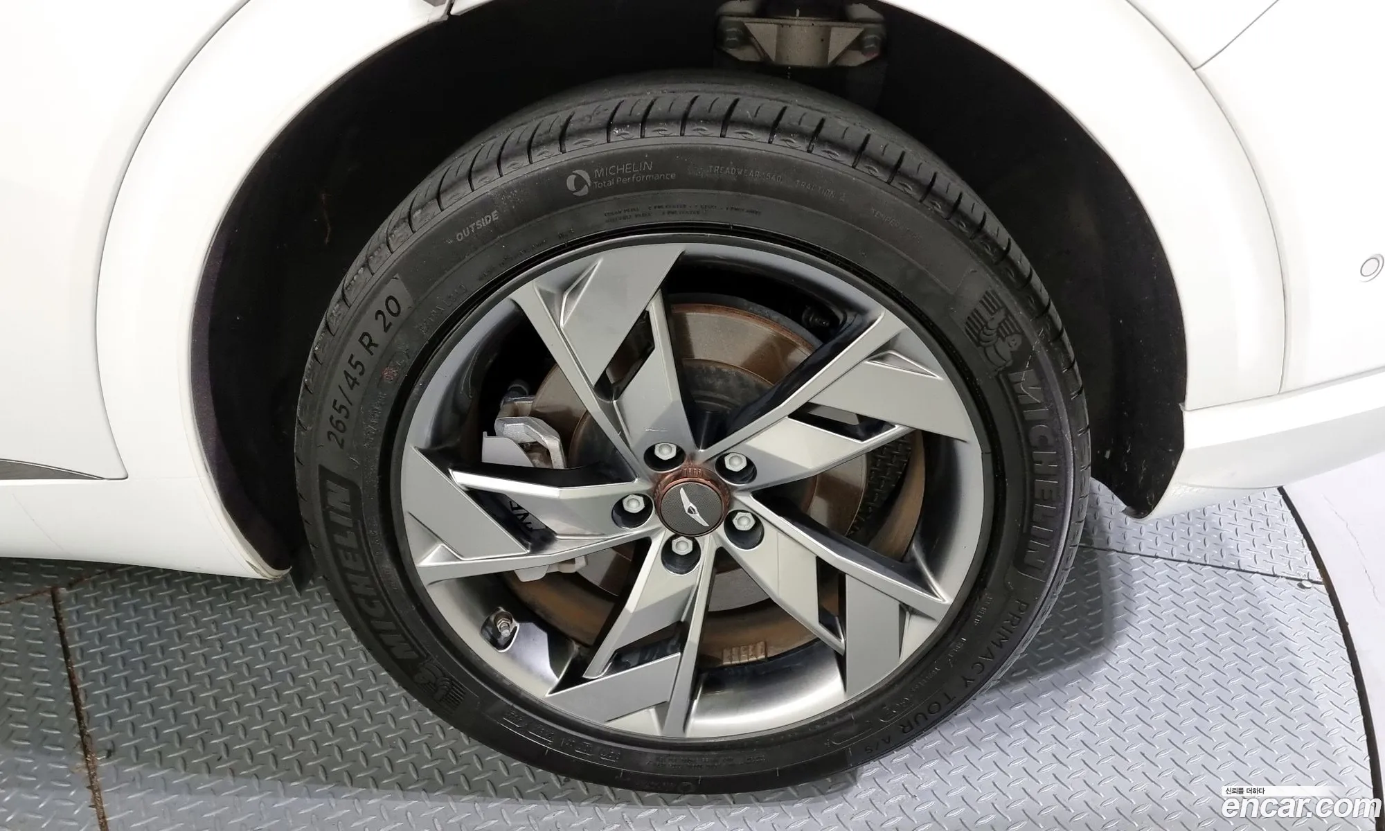 Genesis Gv70 I E-Awd 2022 - фотография 1694798