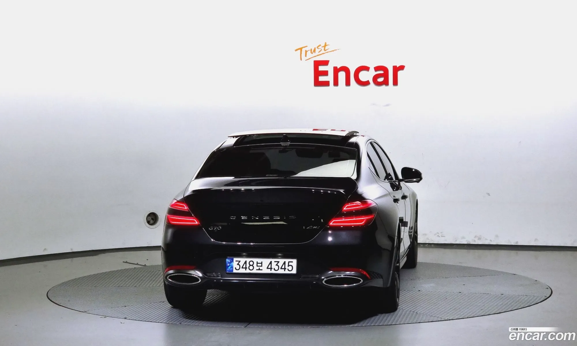 Genesis G70 Gasoline 33T 4Wd 2023 - фотография 1711137