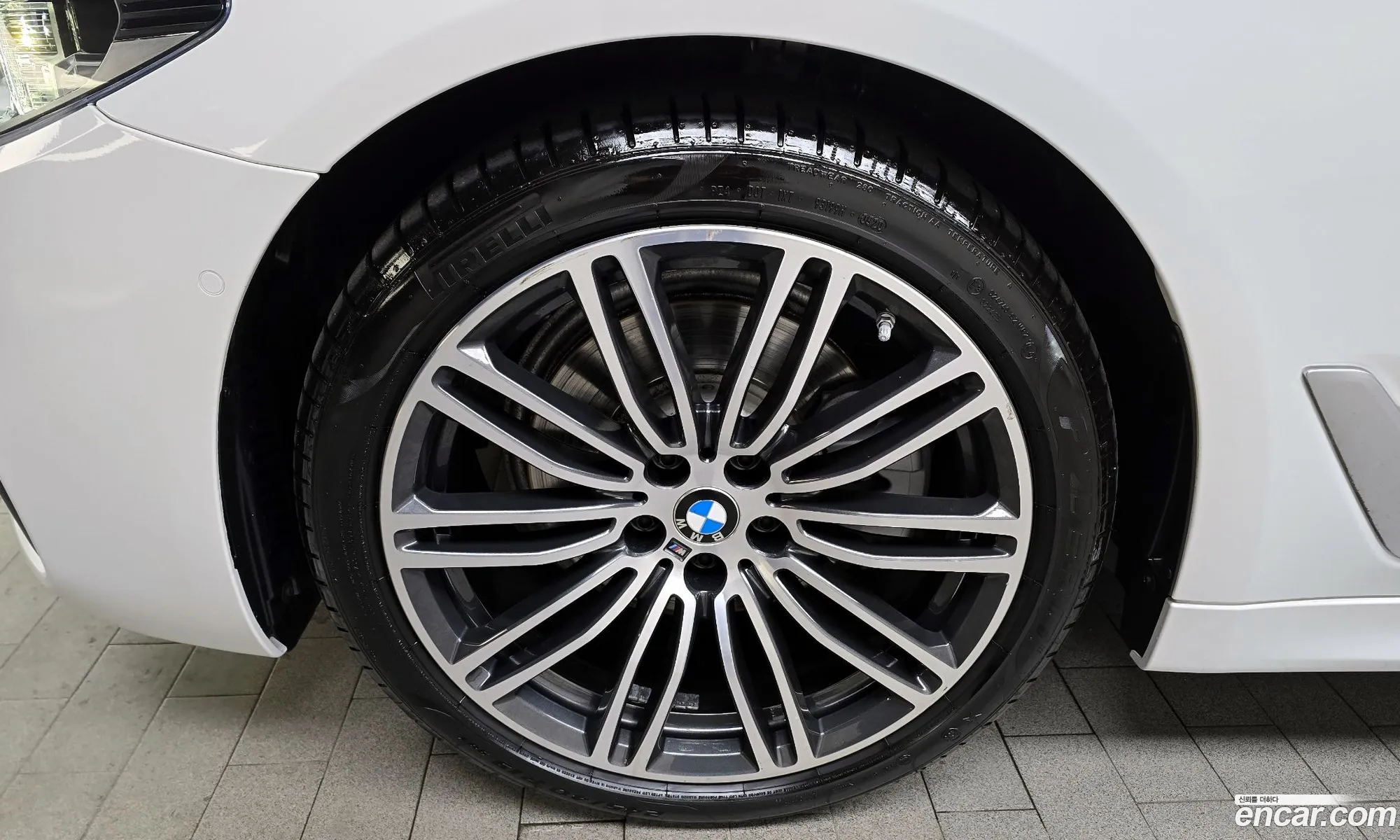 BMW 5 Series G30 520D M Sports Plus - фотография 17963603