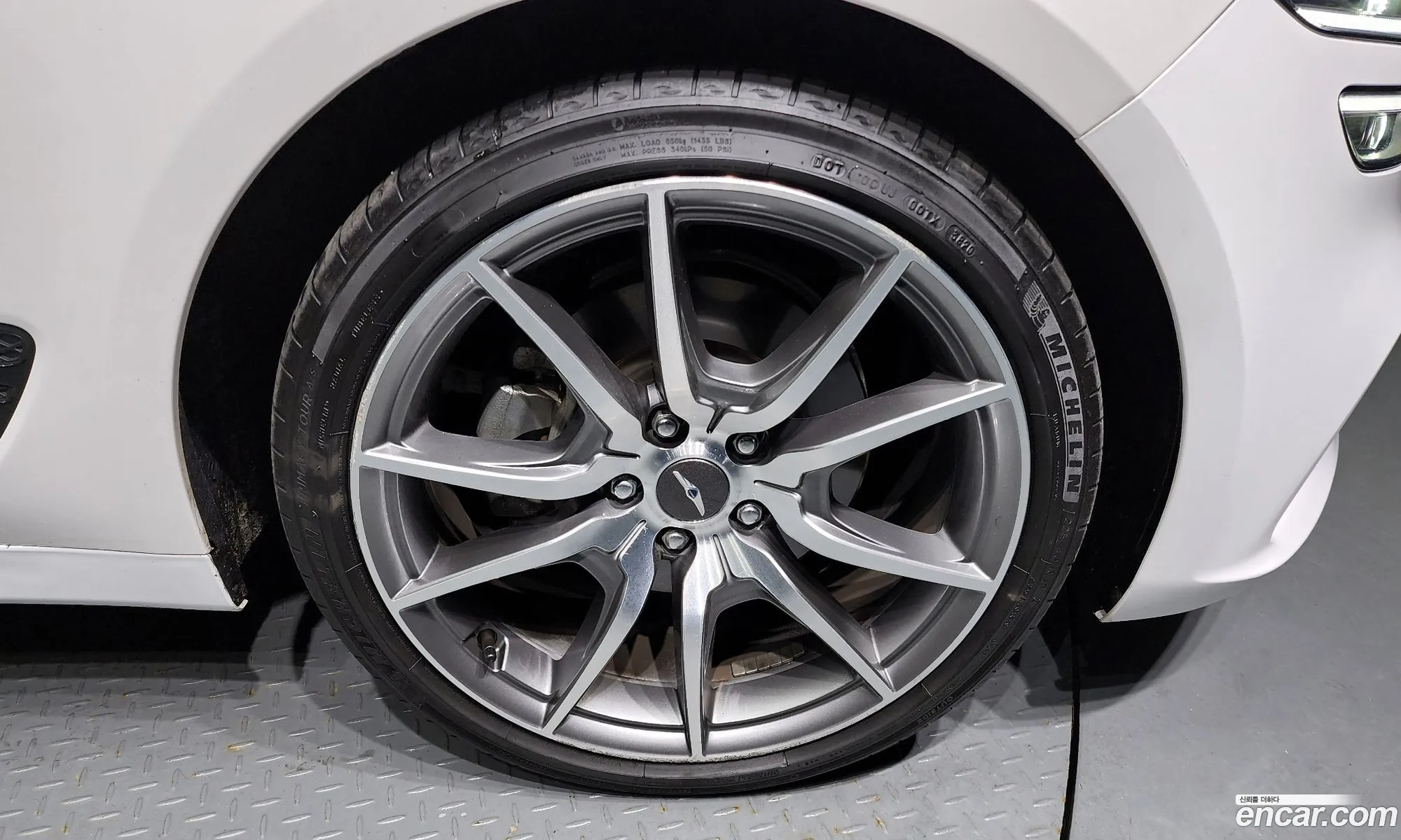 Genesis G70 I Gasoline 20T 4Wd 2021 - фотография 12593556