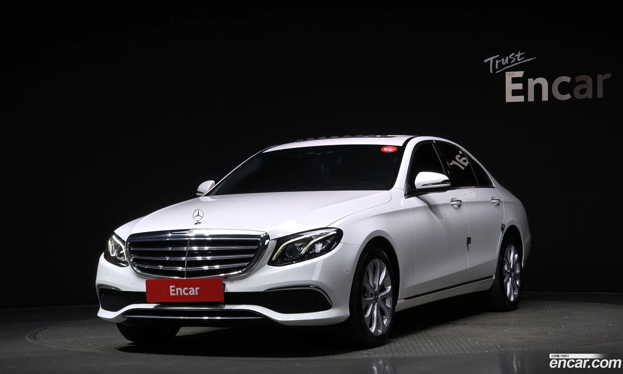 Benz E-Class W213 E220D 4Matic Exclusive - фотография 17071849