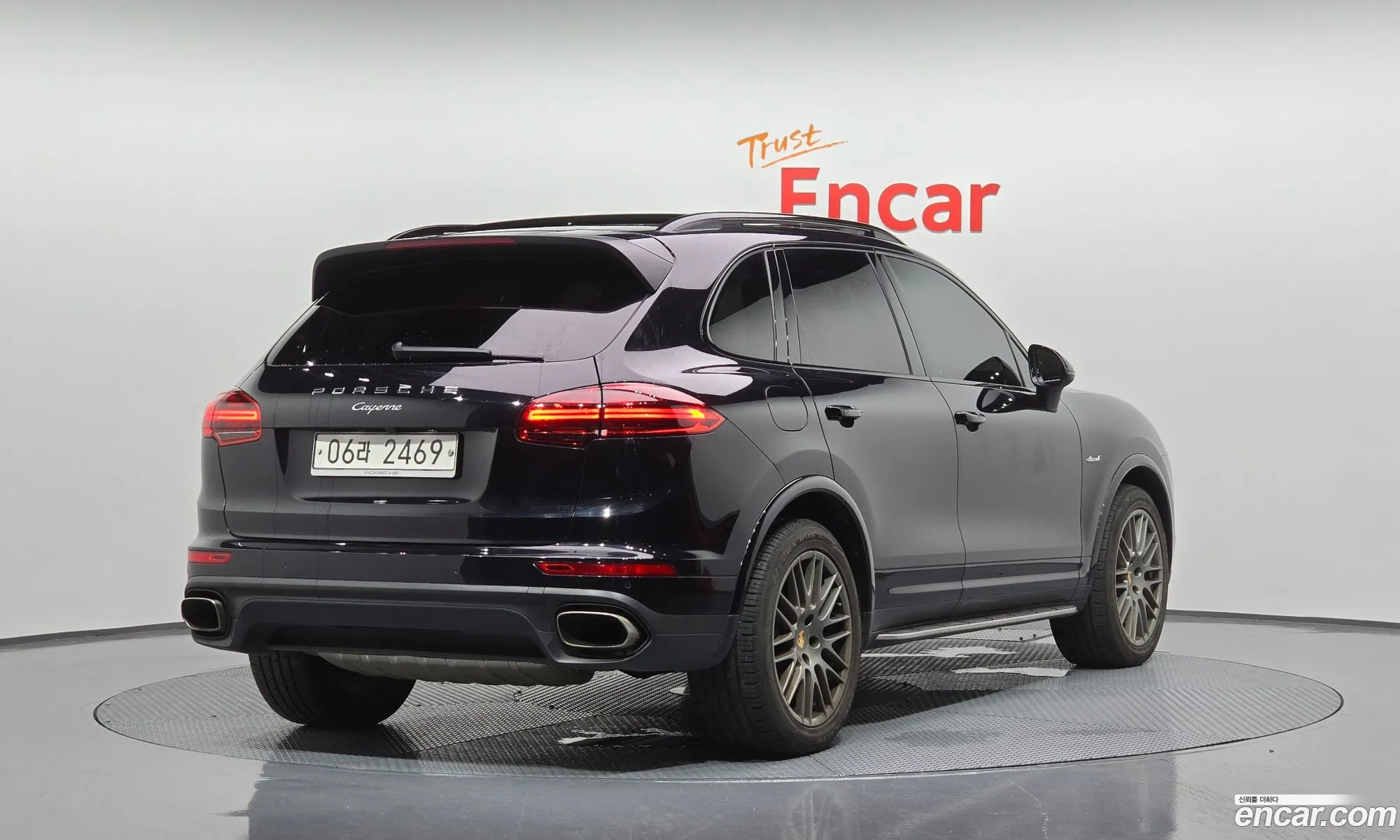 Porsche New Cayenne 30 Diesel Platinum Edition 958 - фотография 3745735