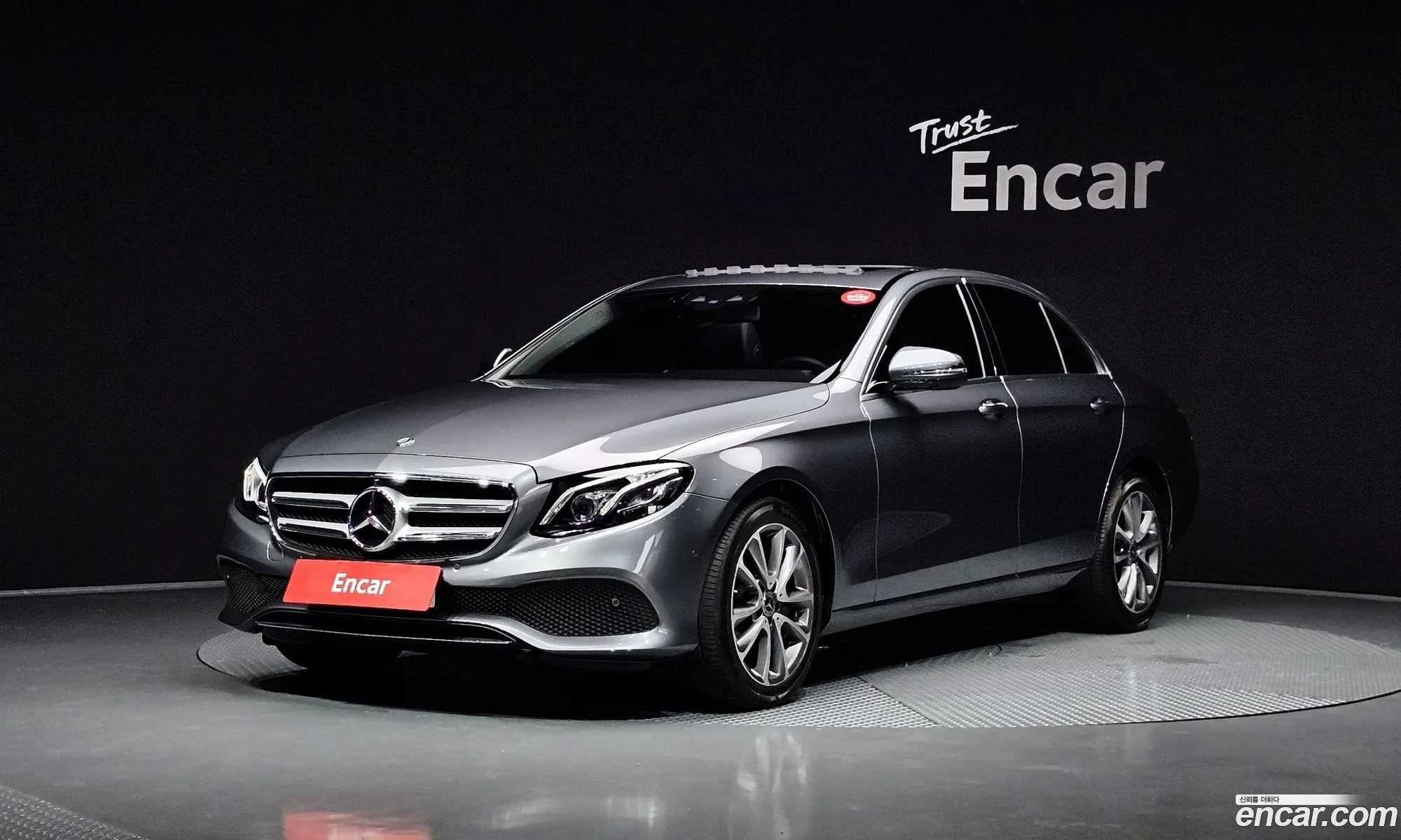 E-Class W213E300 4Matic Avant-Garde - фотография 8328006