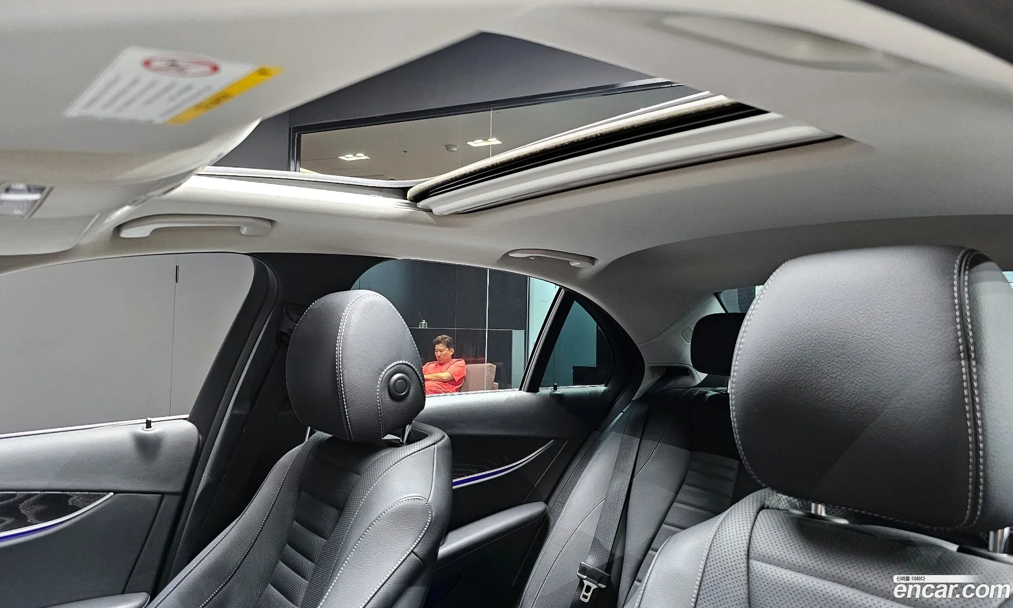 E-Class W213E300 4Matic Avant-Garde - фотография 8328008