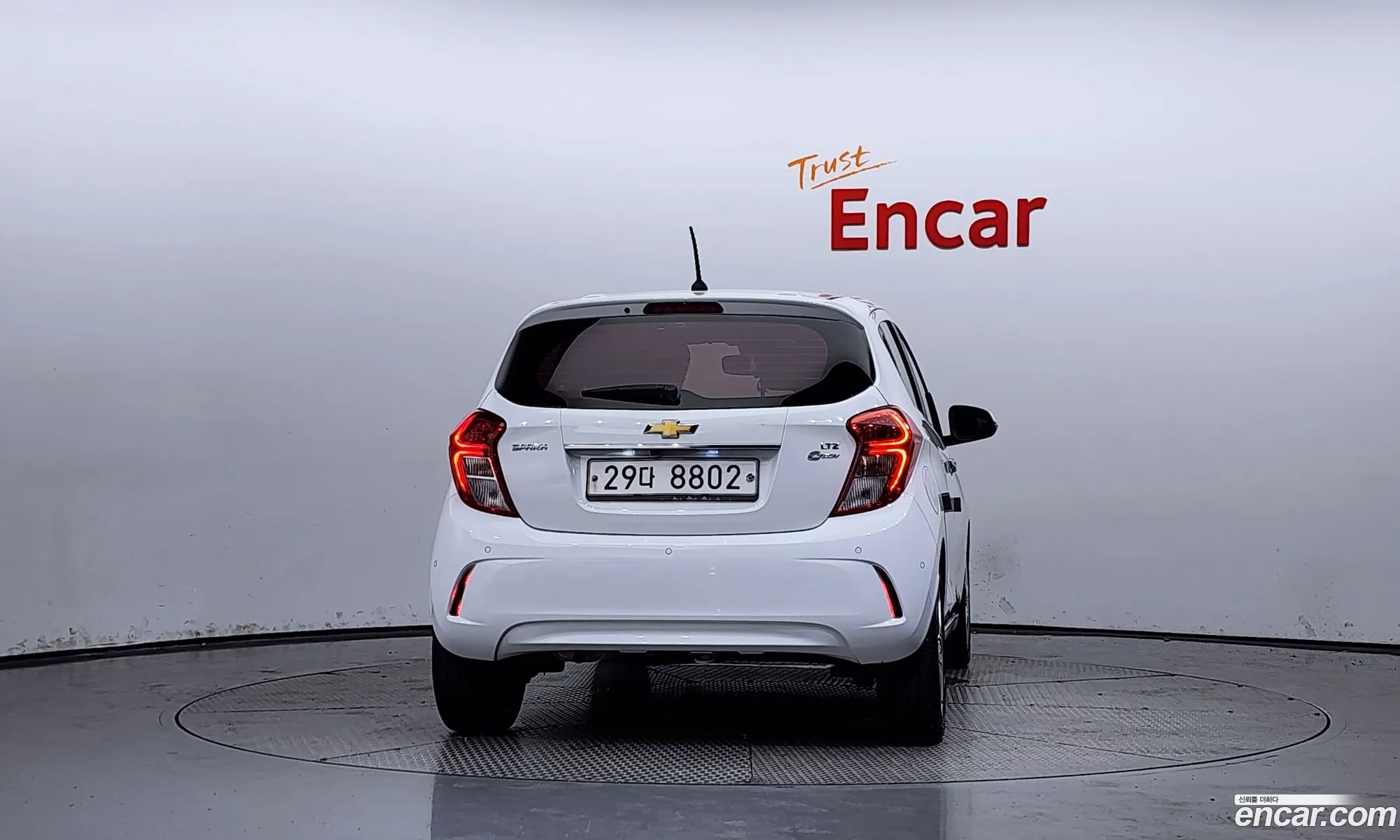 Chevrolet Spark Ltz 2016 - фотография 7284501
