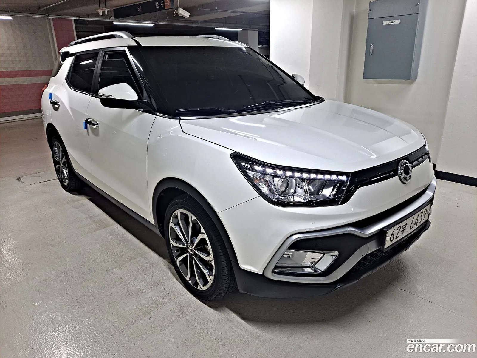 Ssangyong Tivoli Tivoli Diesel Rx 2Wd 2017 - фотография 17506611