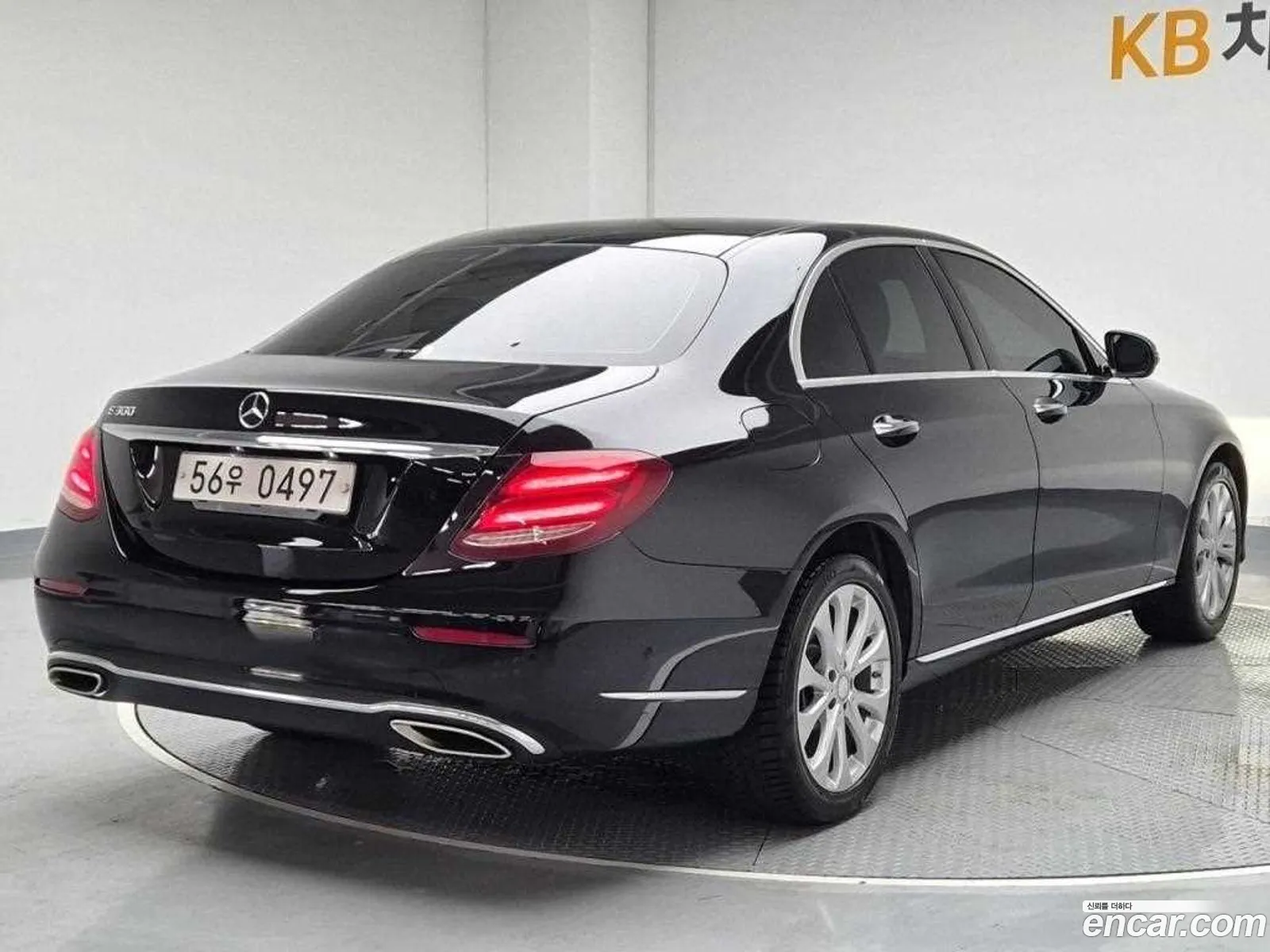 Mercedes-Benz E-Klasse E300 Exclusive 2017 - фотография 17137842