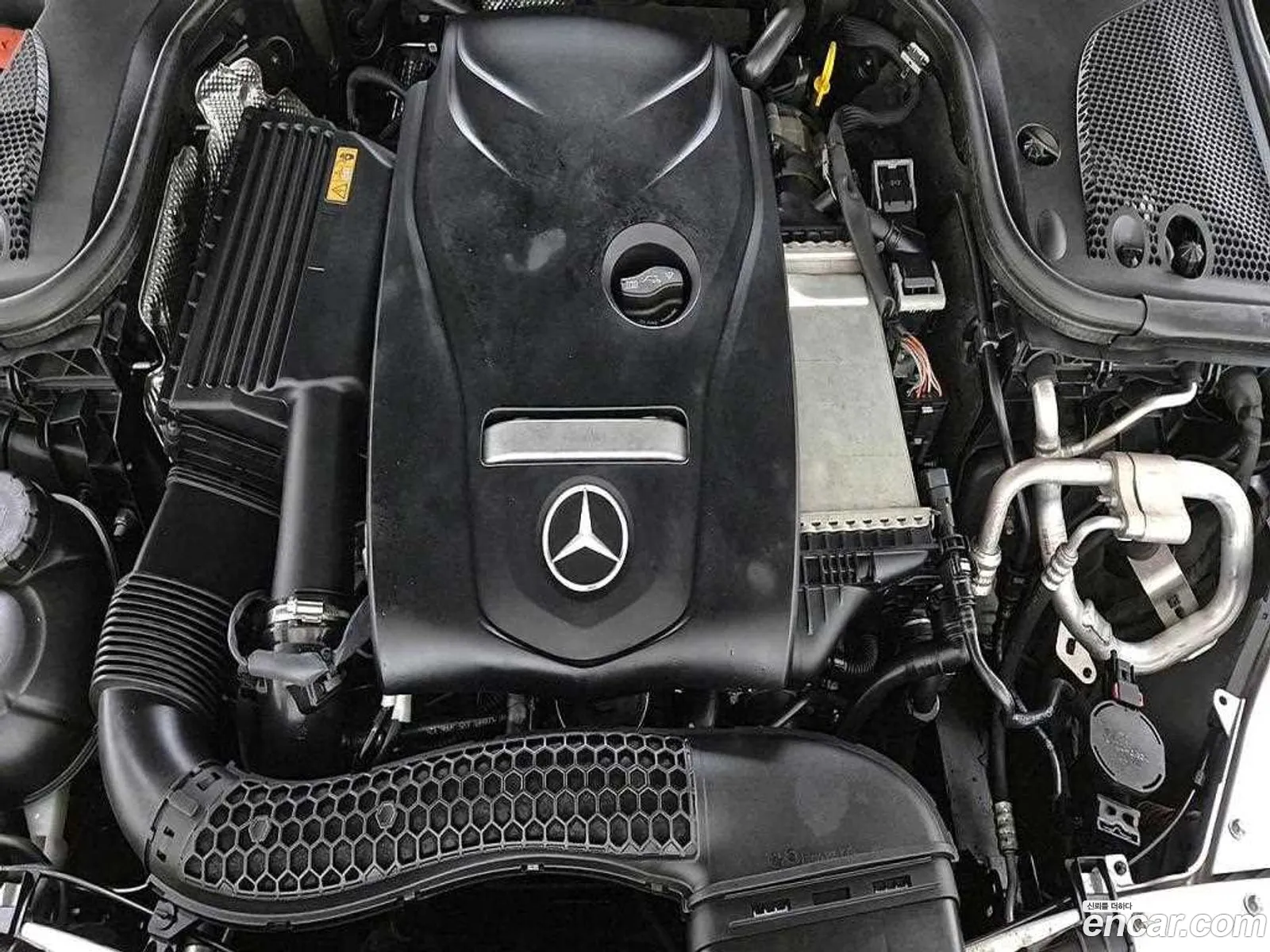 Mercedes-Benz E-Klasse E300 Exclusive 2017 - фотография 17137844
