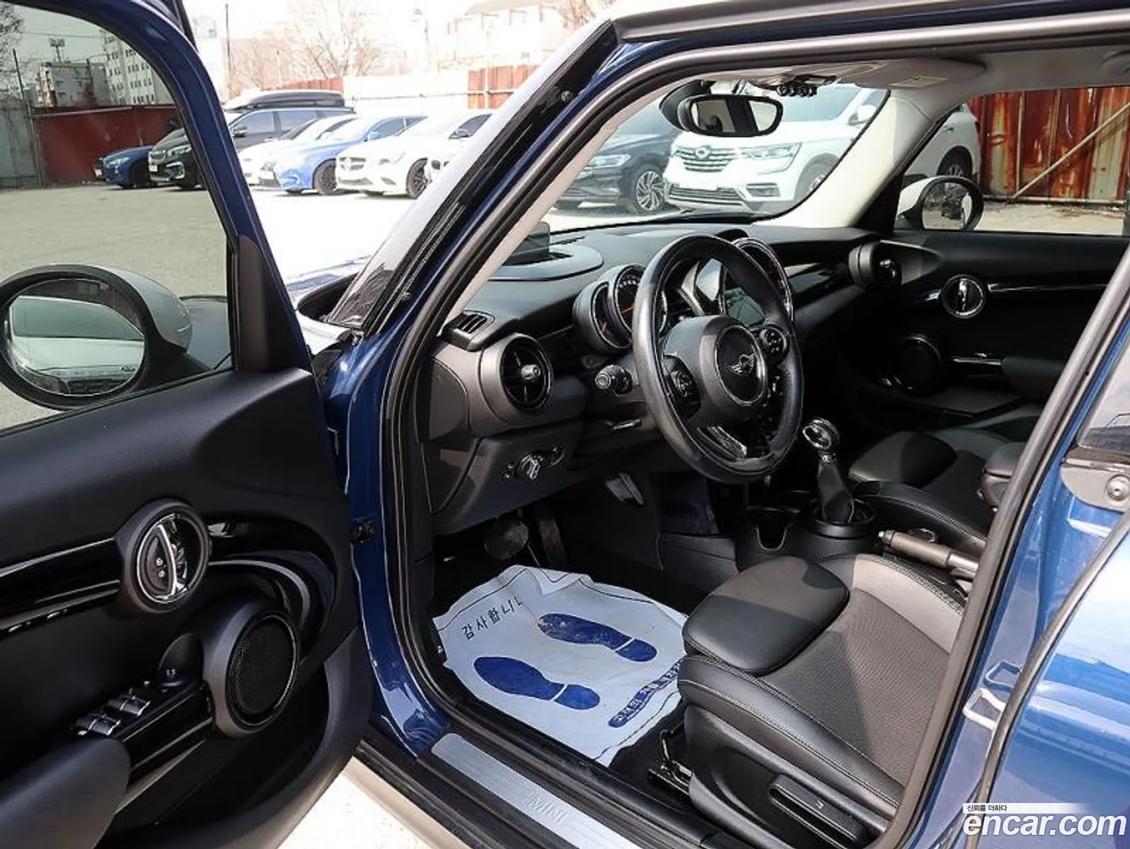Mini Cooper Basic 3Rd Generation - фотография 1037396