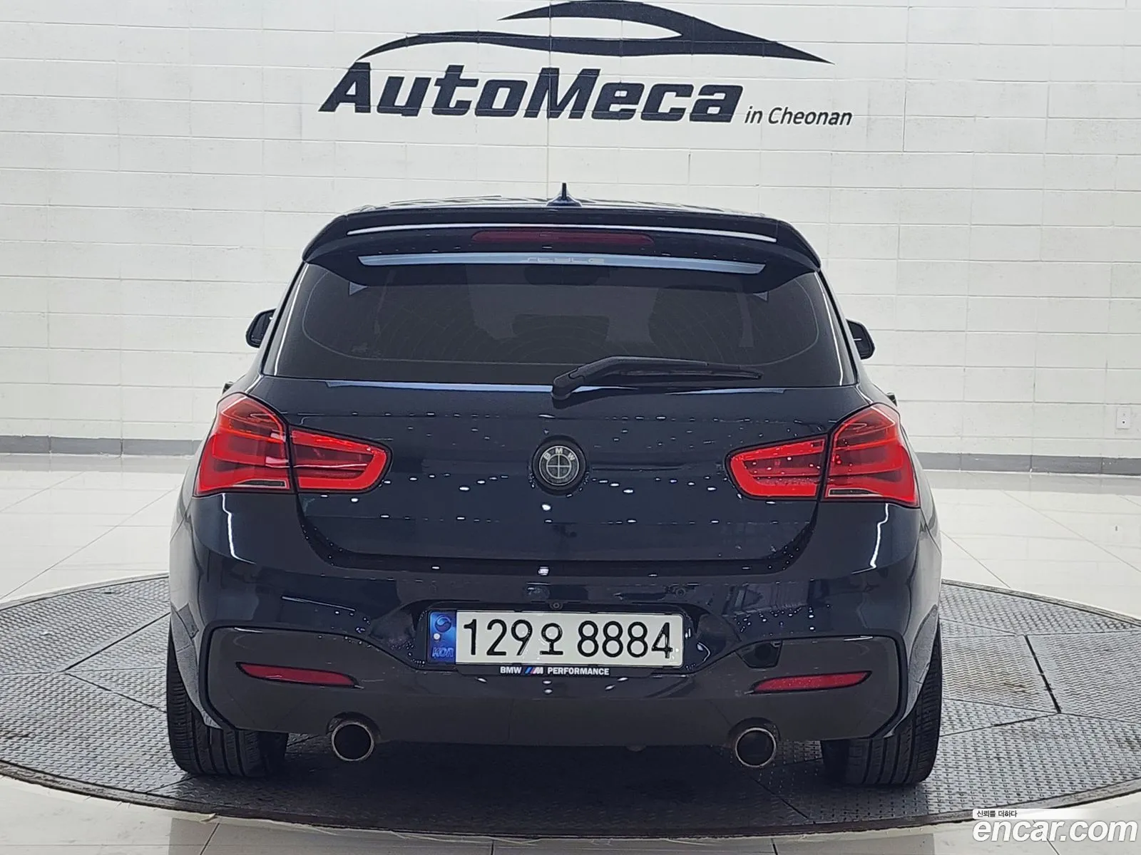 BMW 1 Series F20 118D Sports 5-Door - фотография 17256871