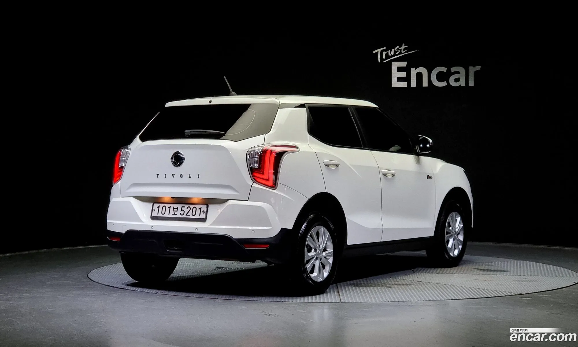Ssangyong Tivoli Tivoli Gasoline 15 2Wd 2020 - фотография 17516790