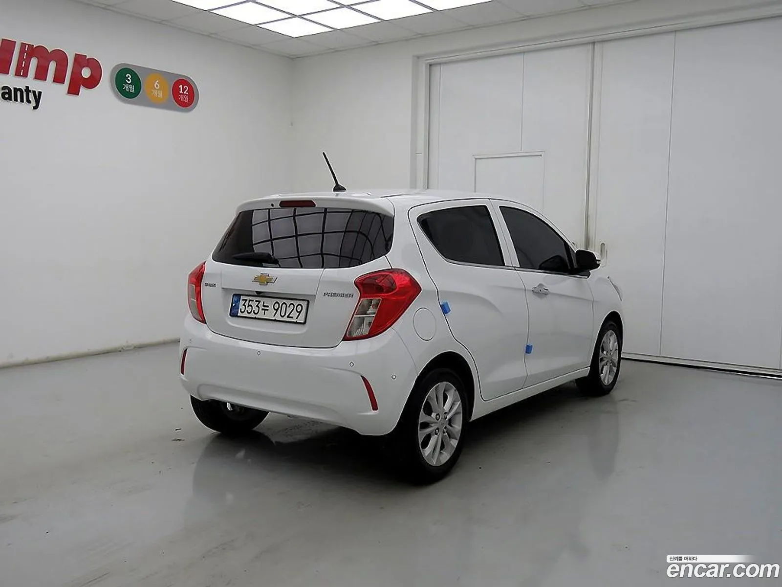 Chevrolet Spark Iii M300 Premier 2022 - фотография 7401409