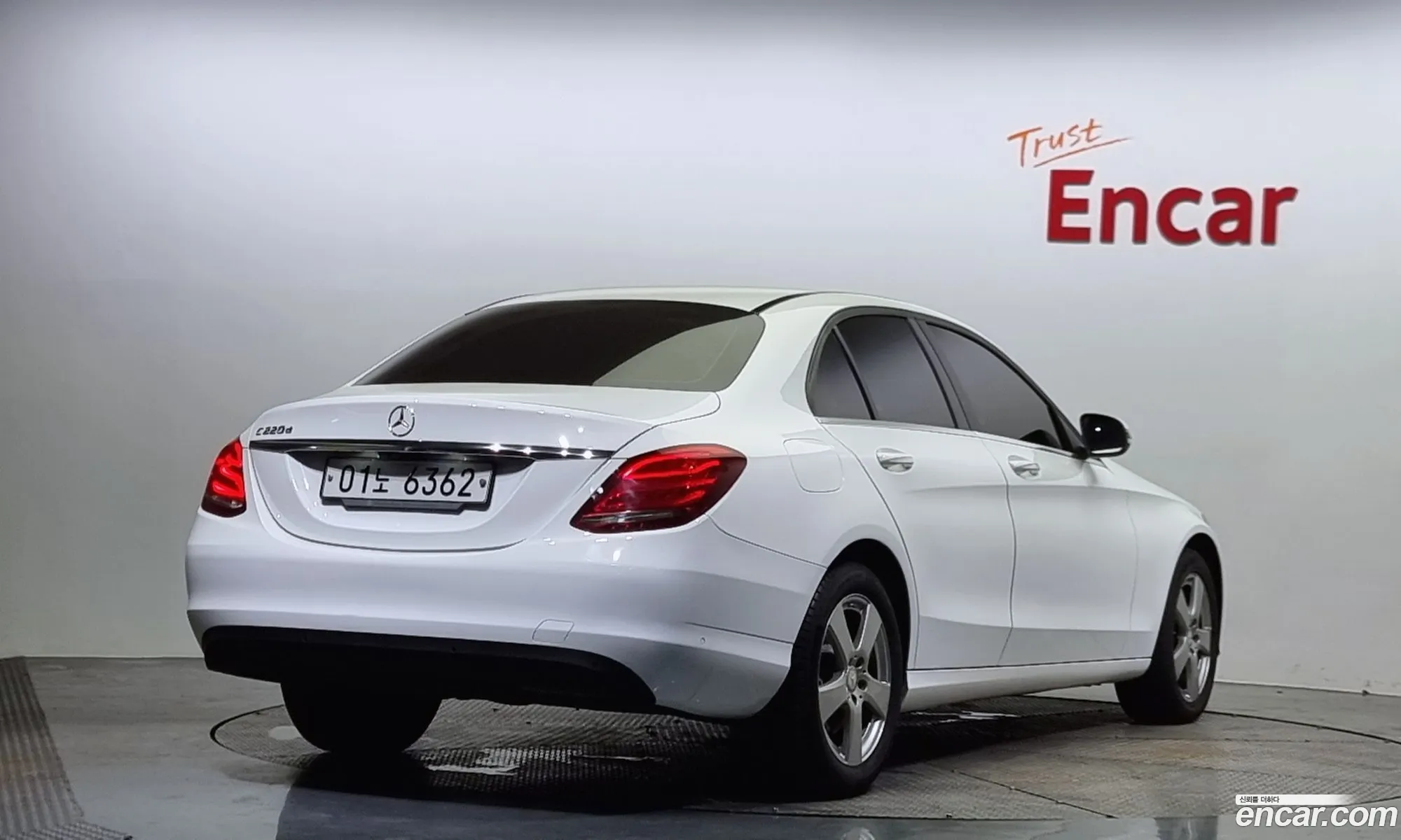 Mercedes-Benz C-Klasse Iv W205 C200 D 2016 - фотография 17092105