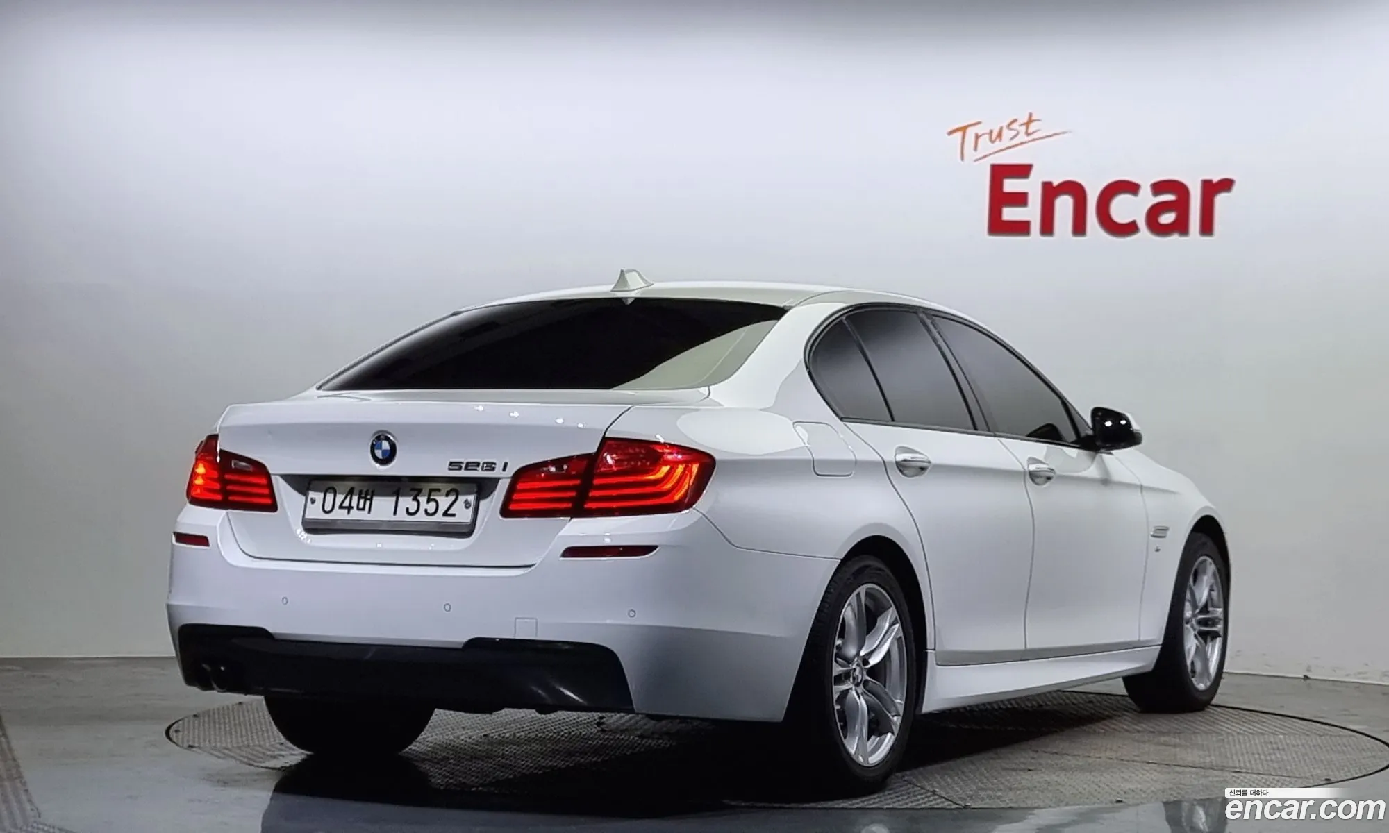 BMW 5 Series F10 528I M Aerodynamic Special Edition - фотография 14067852