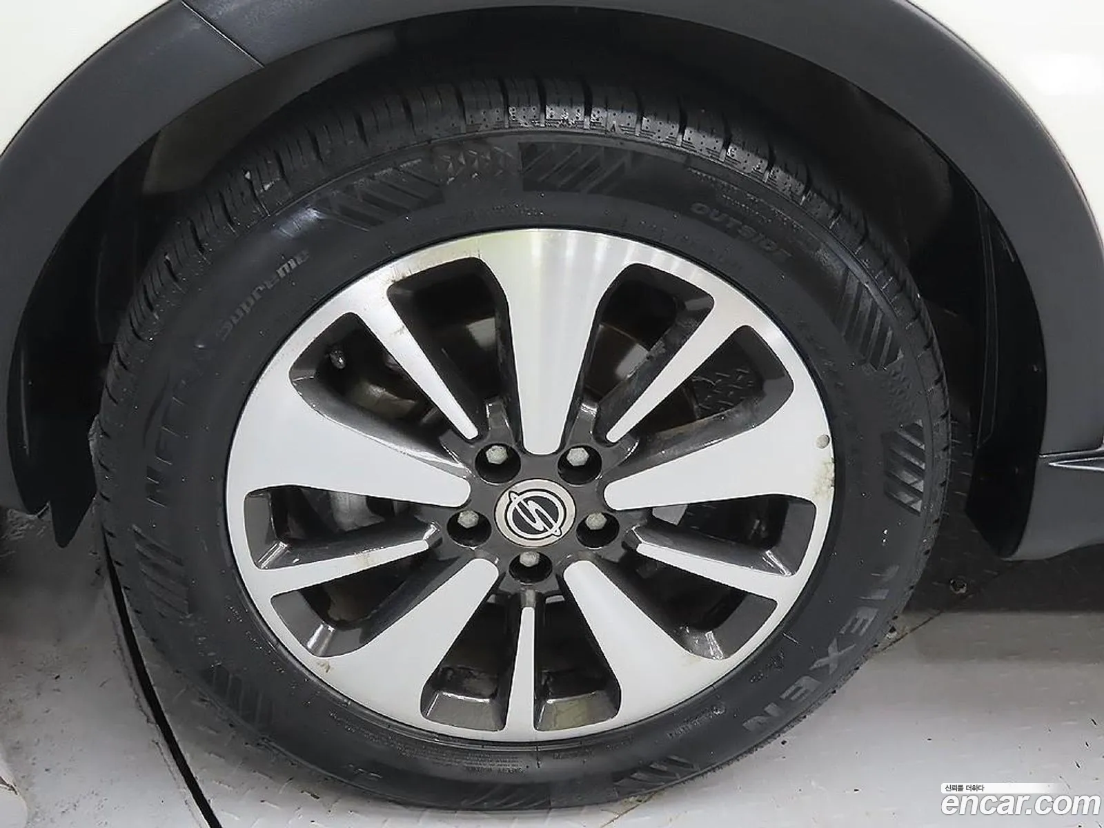 Kg Mobility Ssangyong New Korando C 20 Dx 4Wd - фотография 17516769