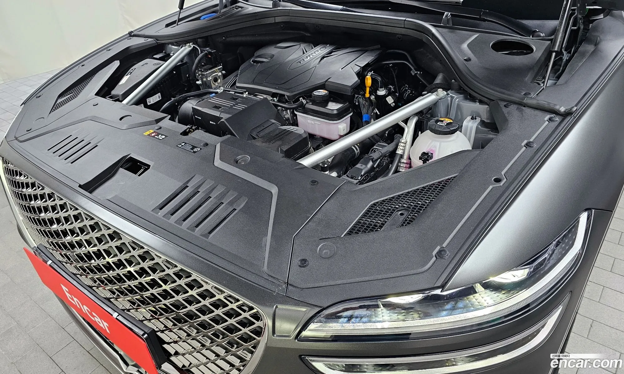 Genesis Gv70 25T Gasoline Awd 2023 - фотография 1722688