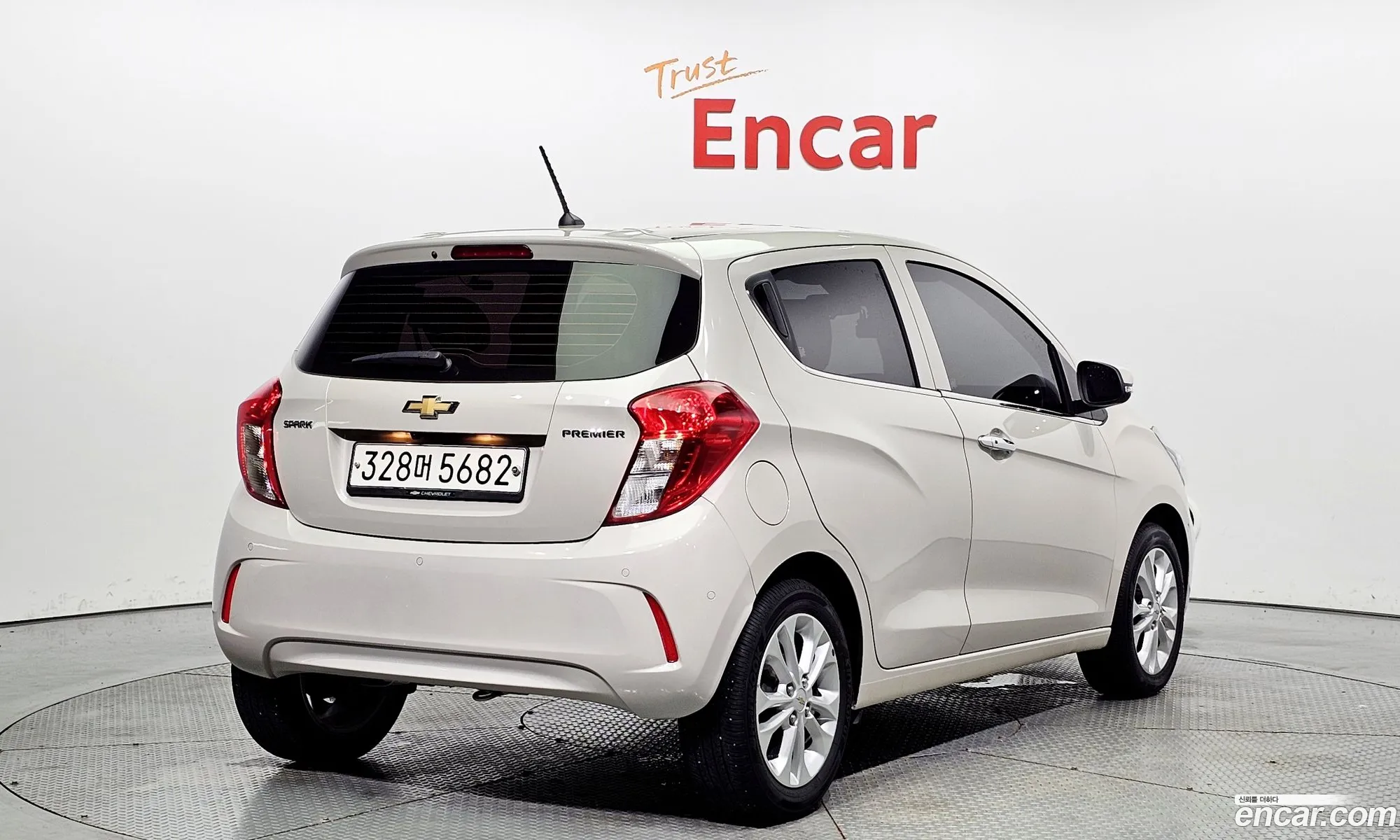 Chevrolet Spark Iii M300 Premier 2021 - фотография 17824116