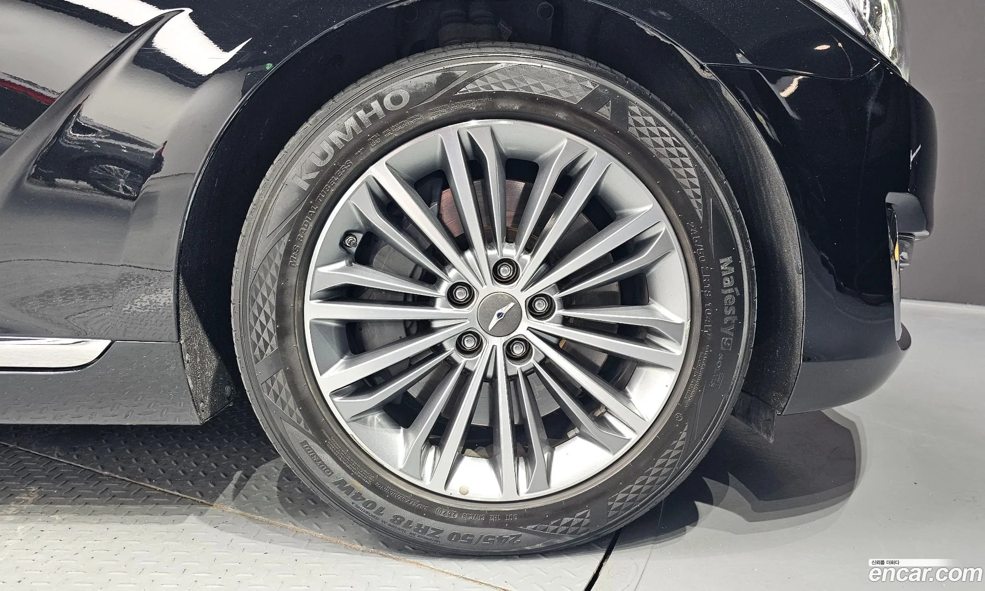 Genesis G90 I 38 Gdi Awd 2016 - фотография 1748261