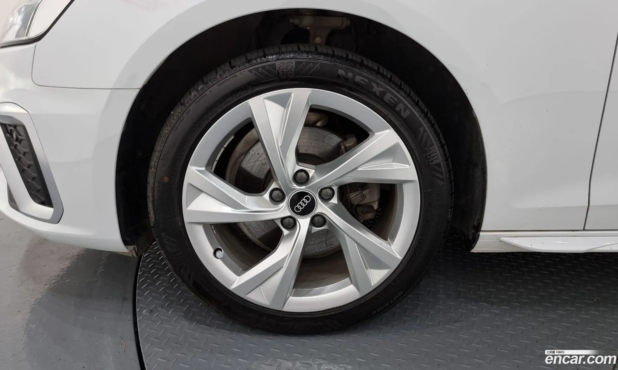 Audi A4 V B9 40 Tfsi Premium 2021 - фотография 7186898