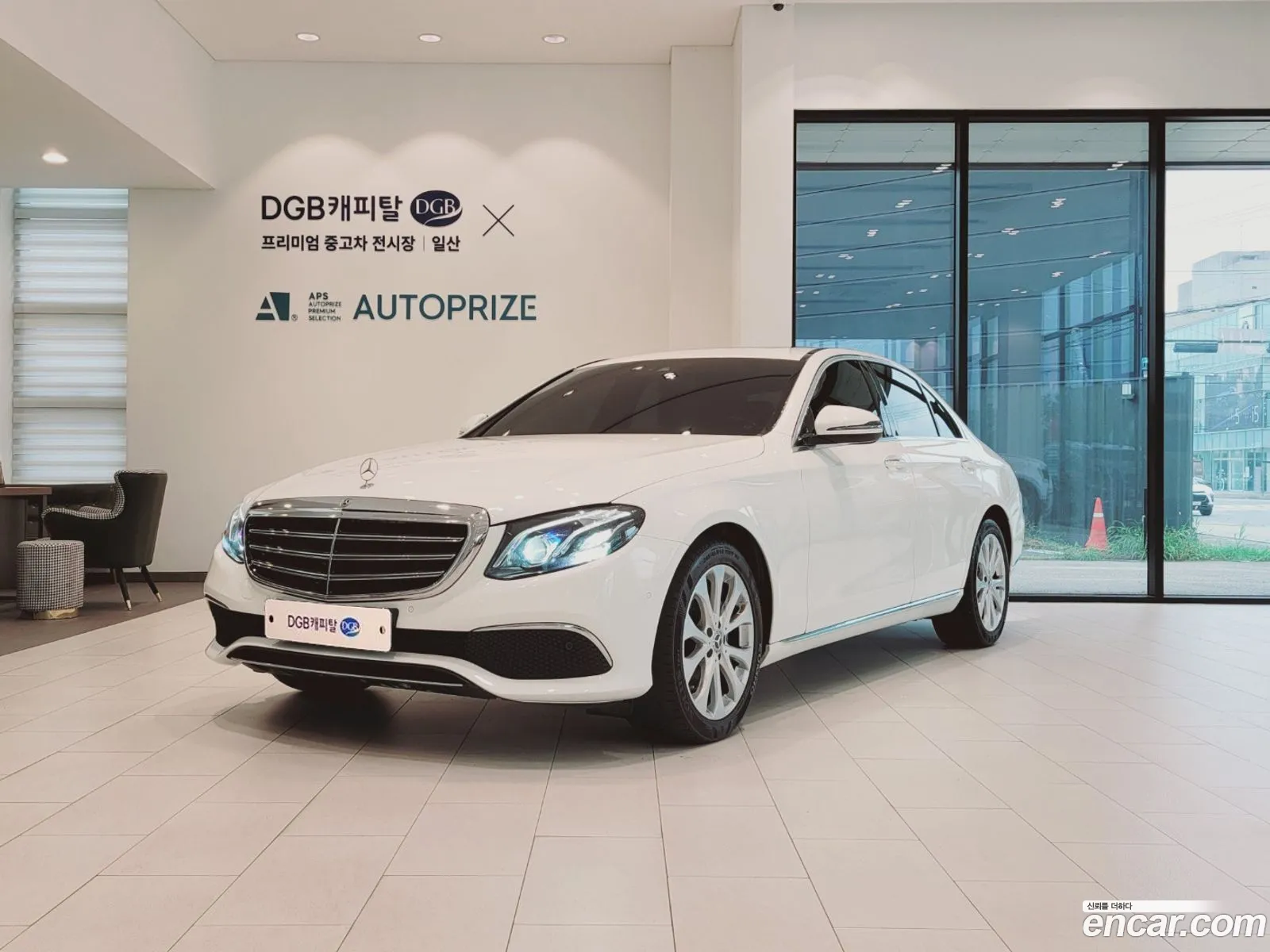 Mercedes-Benz E-Klasse V W213 S213 C238 E220D 4Matic Exclusive 2020 - фотография 17258056