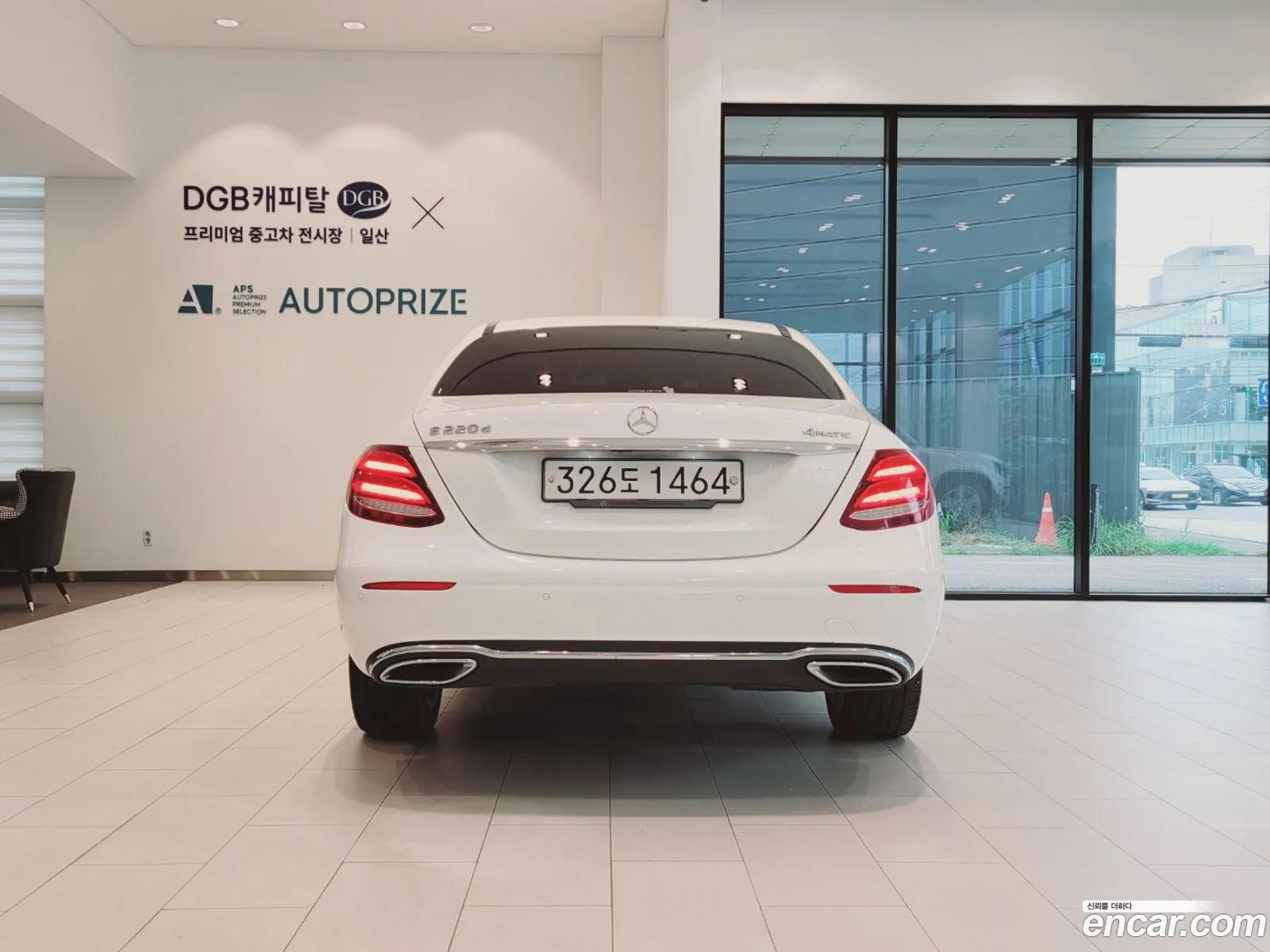Mercedes-Benz E-Klasse V W213 S213 C238 E220D 4Matic Exclusive 2020 - фотография 17258059