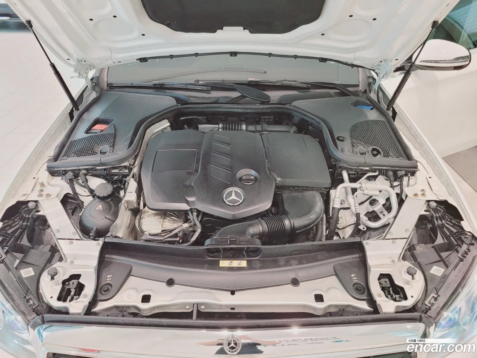 Mercedes-Benz E-Klasse V W213 S213 C238 E220D 4Matic Exclusive 2020 - фотография 17258061