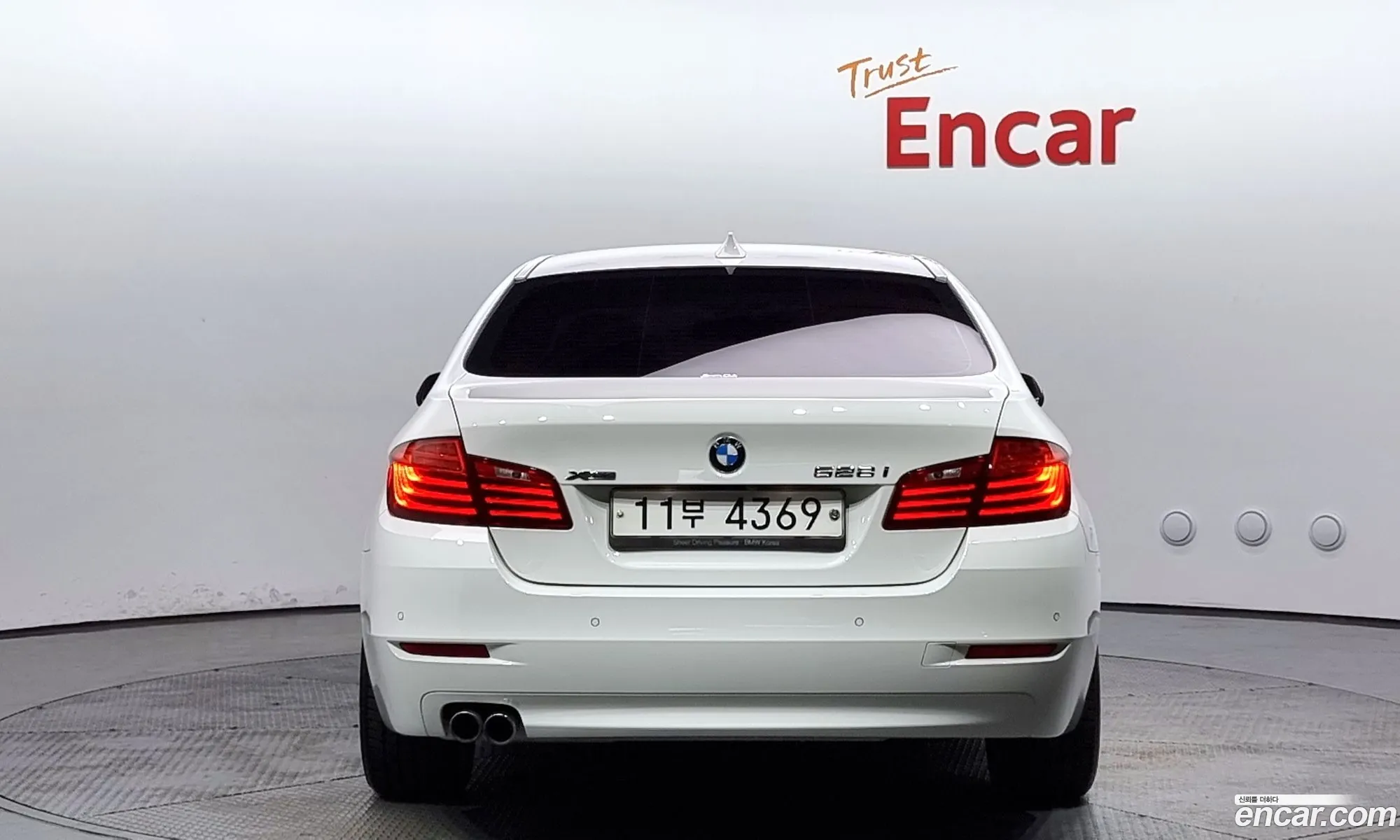 BMW 5Er Vi F10F11F07 528I xDrive 2015 - фотография 1020079