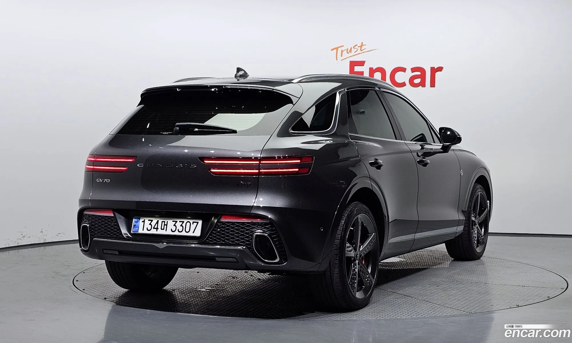 Genesis Gv70 25T Gasoline Awd 2023 - фотография 1735828