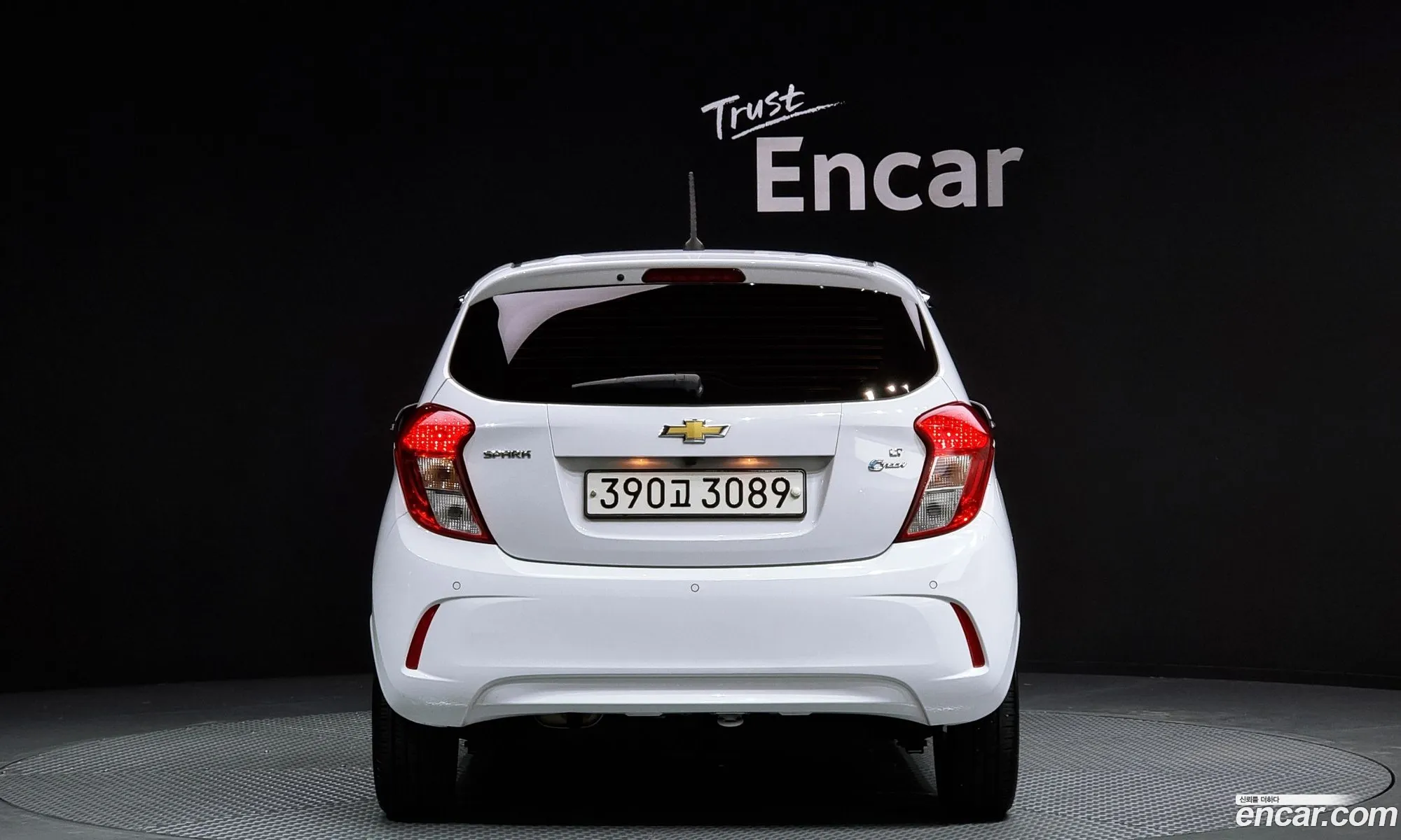 Chevrolet Spark Iv Lt 2017 - фотография 17834673