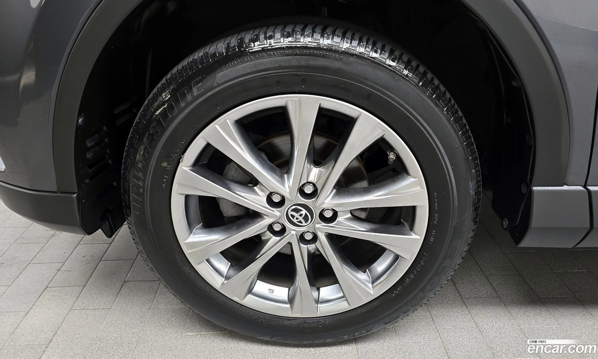 Toyota Rav 4 25 2Wd 2018 - фотография 14852058