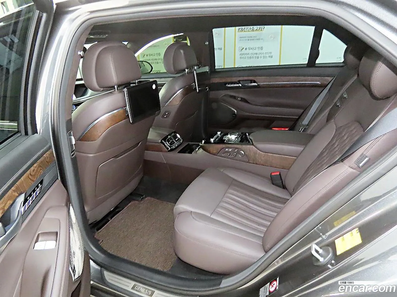 Genesis G90 I 50 Awd 2019 - фотография 1770499