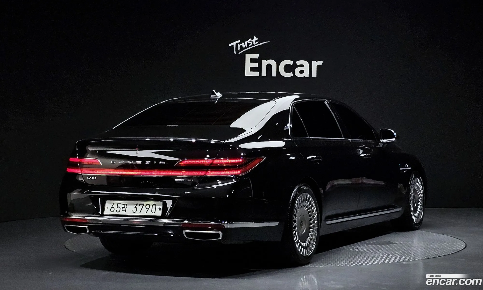 Genesis G90 I 50 Awd 2019 - фотография 1770471