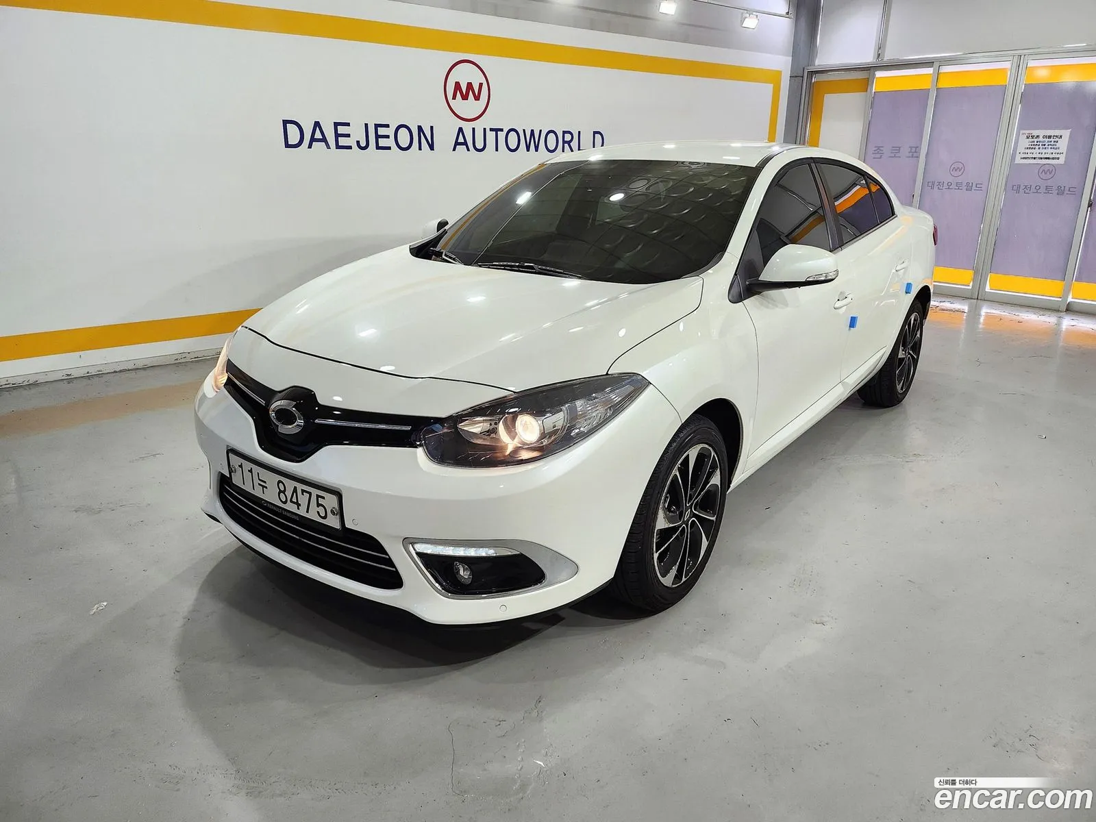 Renault Samsung Sm3 Re 2016 - фотография 6365