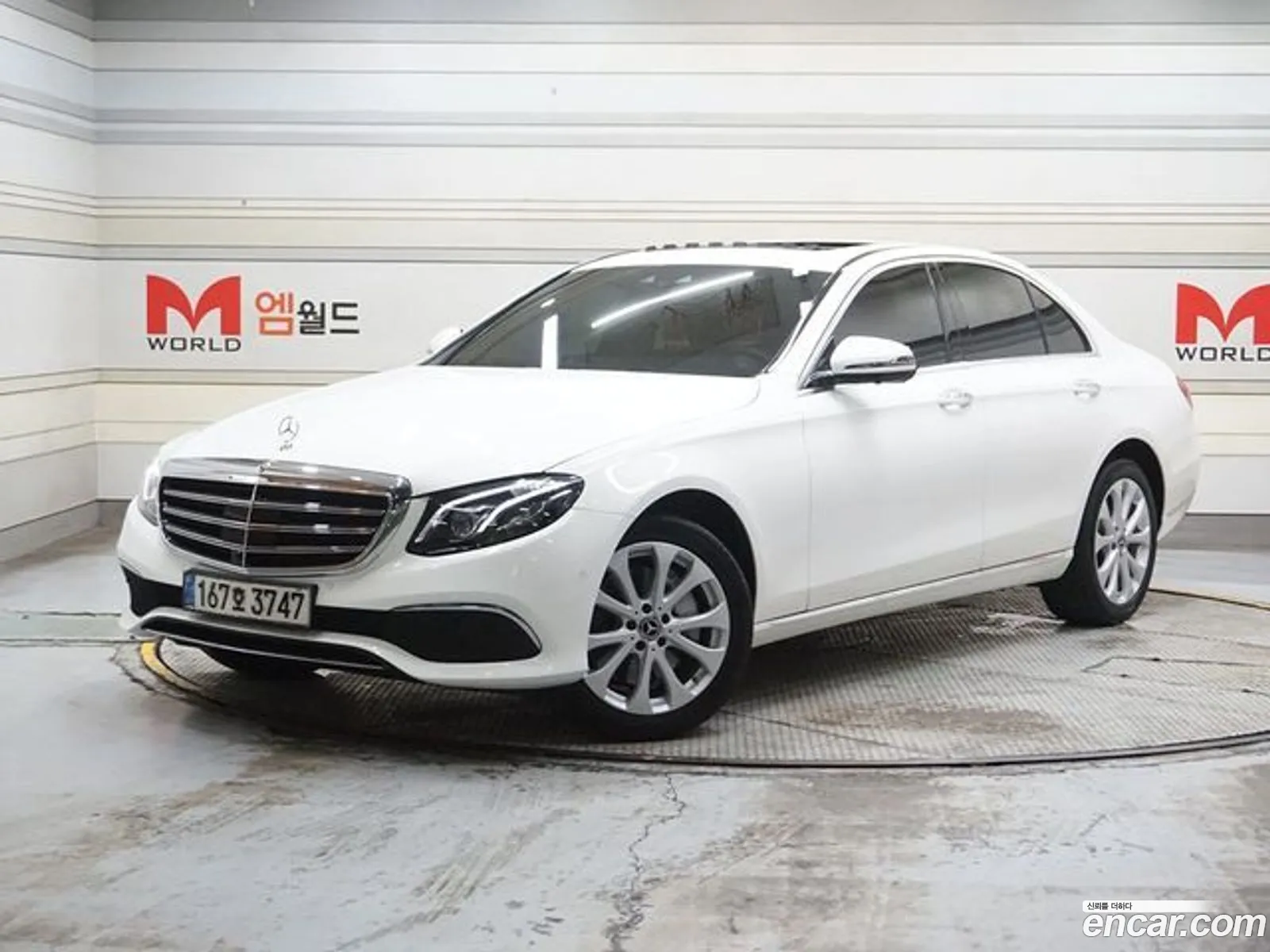 Mercedes E-Class W213 E300 4Matic Exclusive - фотография 16761175