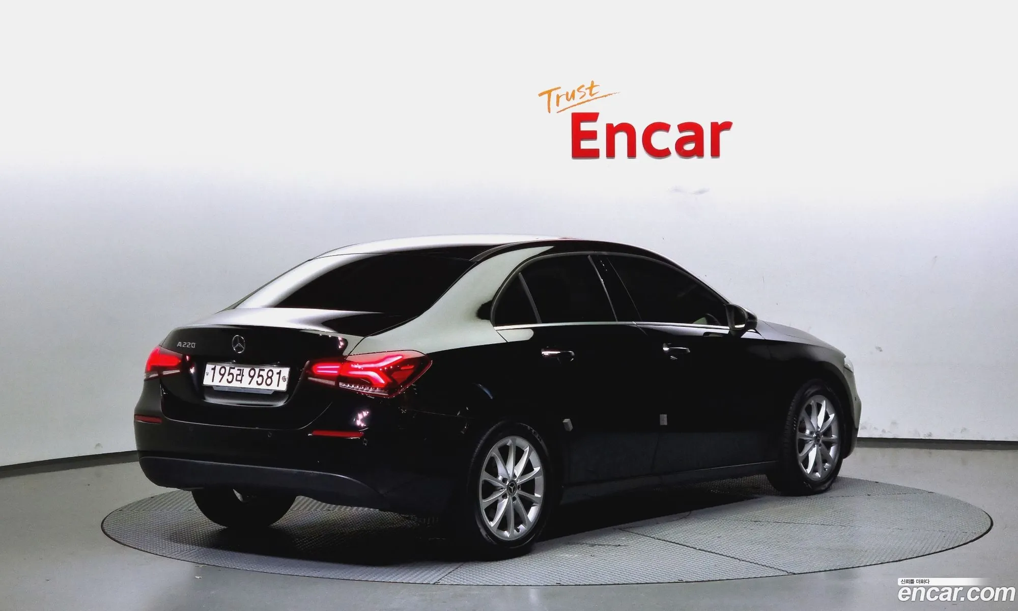 Mercedes-Benz A-Klasse Iv W177 A220 Sedan 2020 - фотография 17092153