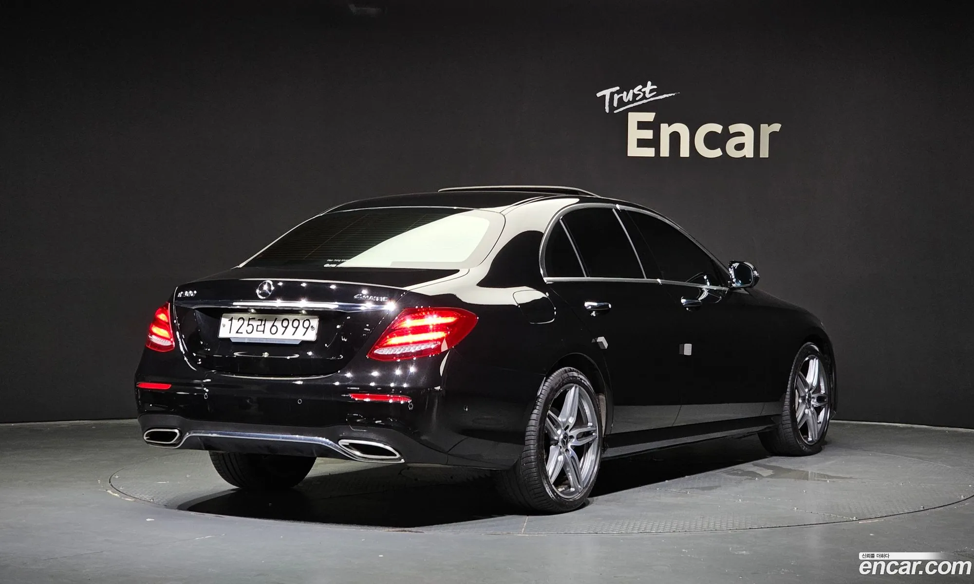 Mercedes-Benz E-Klasse V W213 S213 C238 E300 4Matic Amg Line 2020 - фотография 16761140
