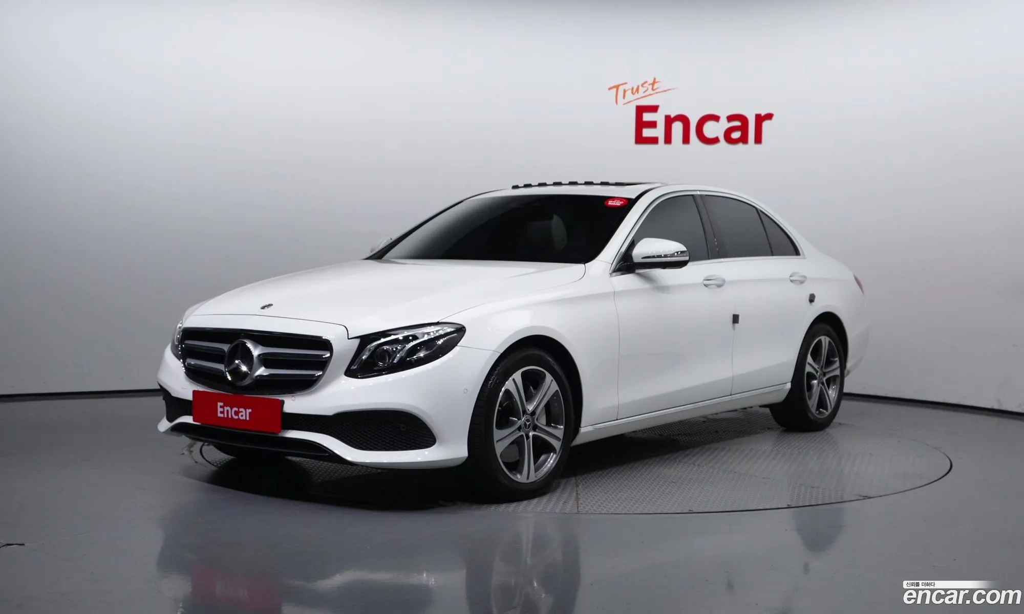 Mercedes-Benz E-Klasse V W213 S213 C238 E300 4Matic Avant Garde 2018 - фотография 16761127