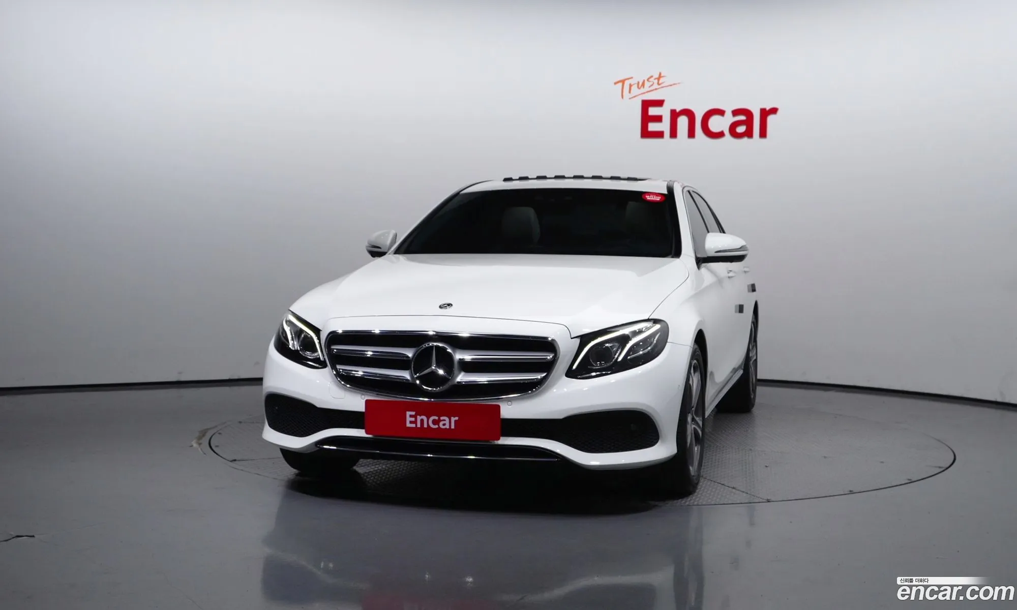 Mercedes-Benz E-Klasse V W213 S213 C238 E300 4Matic Avant Garde 2018 - фотография 16761129