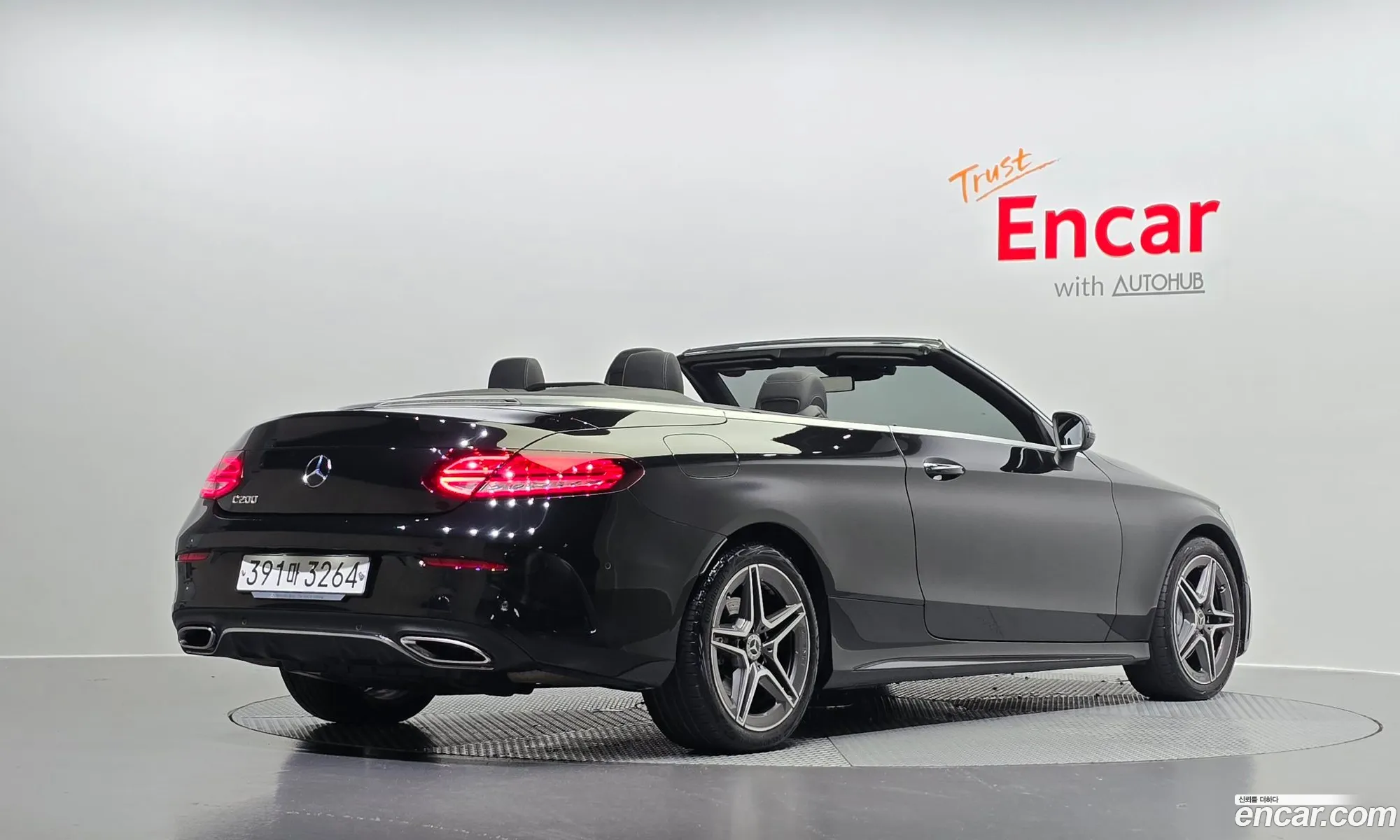 Mercedes C-Class W205 C200 Cabriolet - фотография 19109829