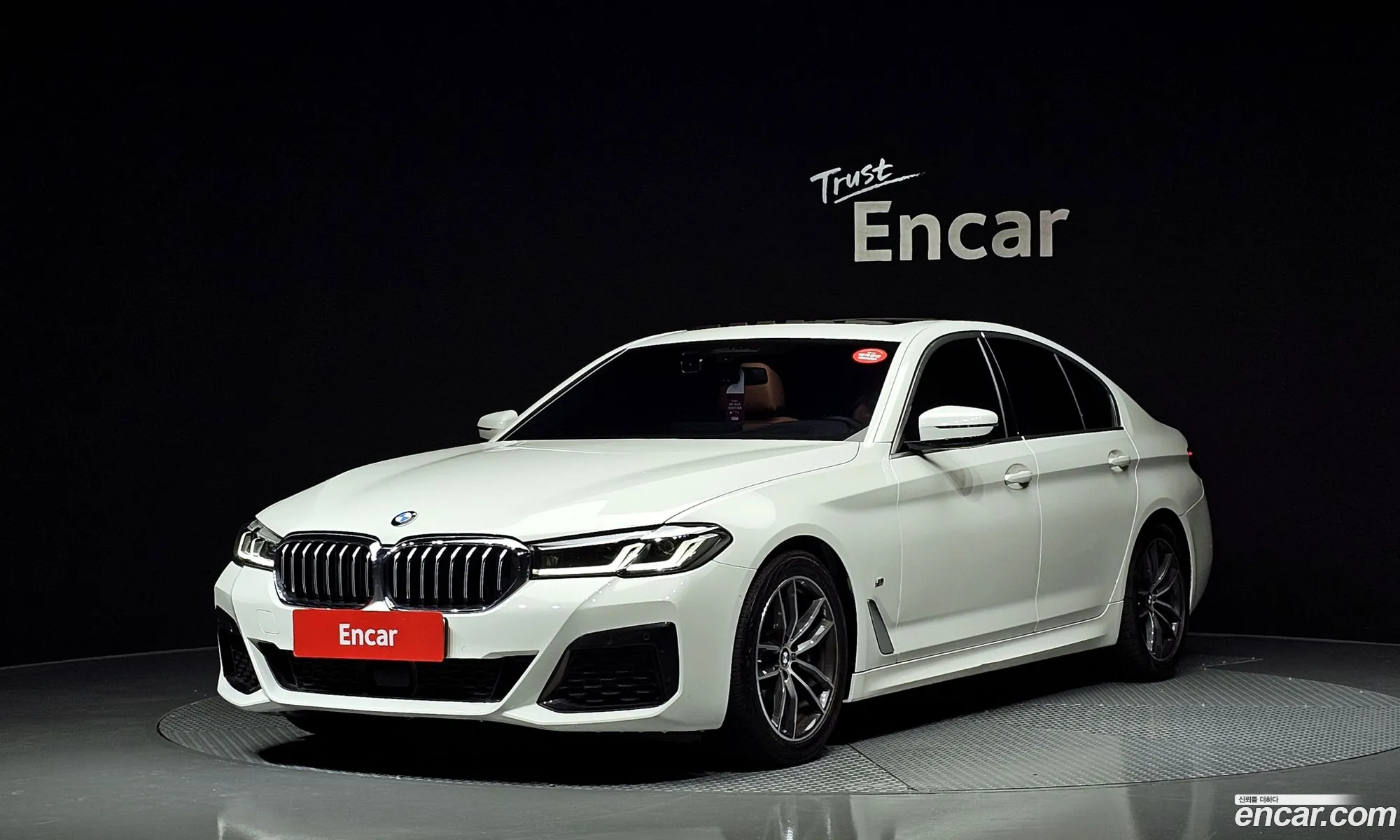 BMW 5 Series G30 520I M Sports - фотография 17320400