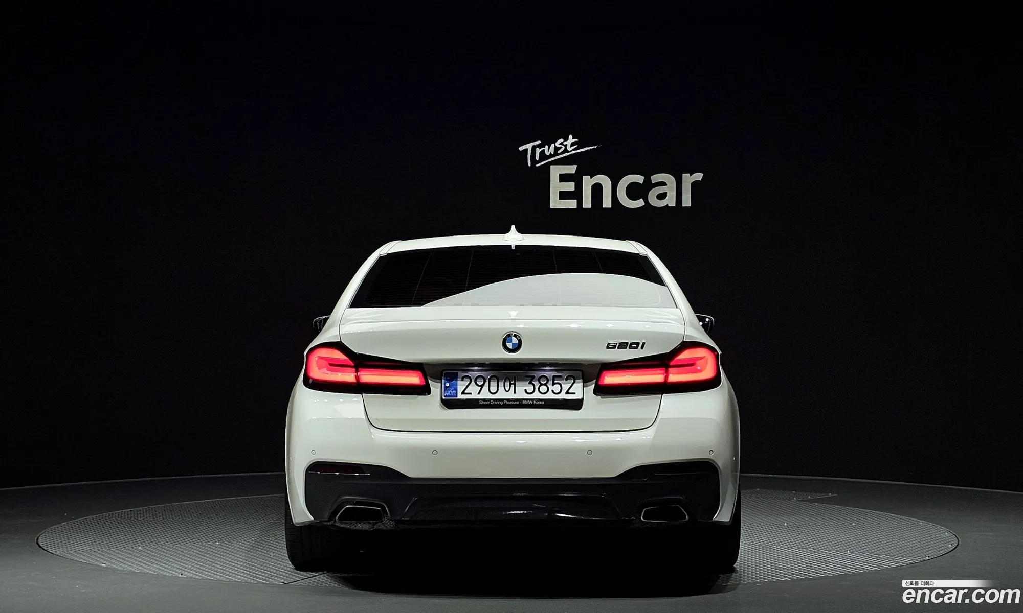 BMW 5 Series G30 520I M Sports - фотография 17320403