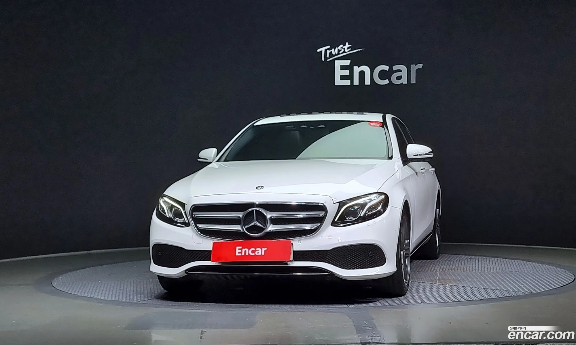 Mercedes-Benz E-Klasse V W213 S213 C238 E300 Avantgarde 2018 - фотография 16761104