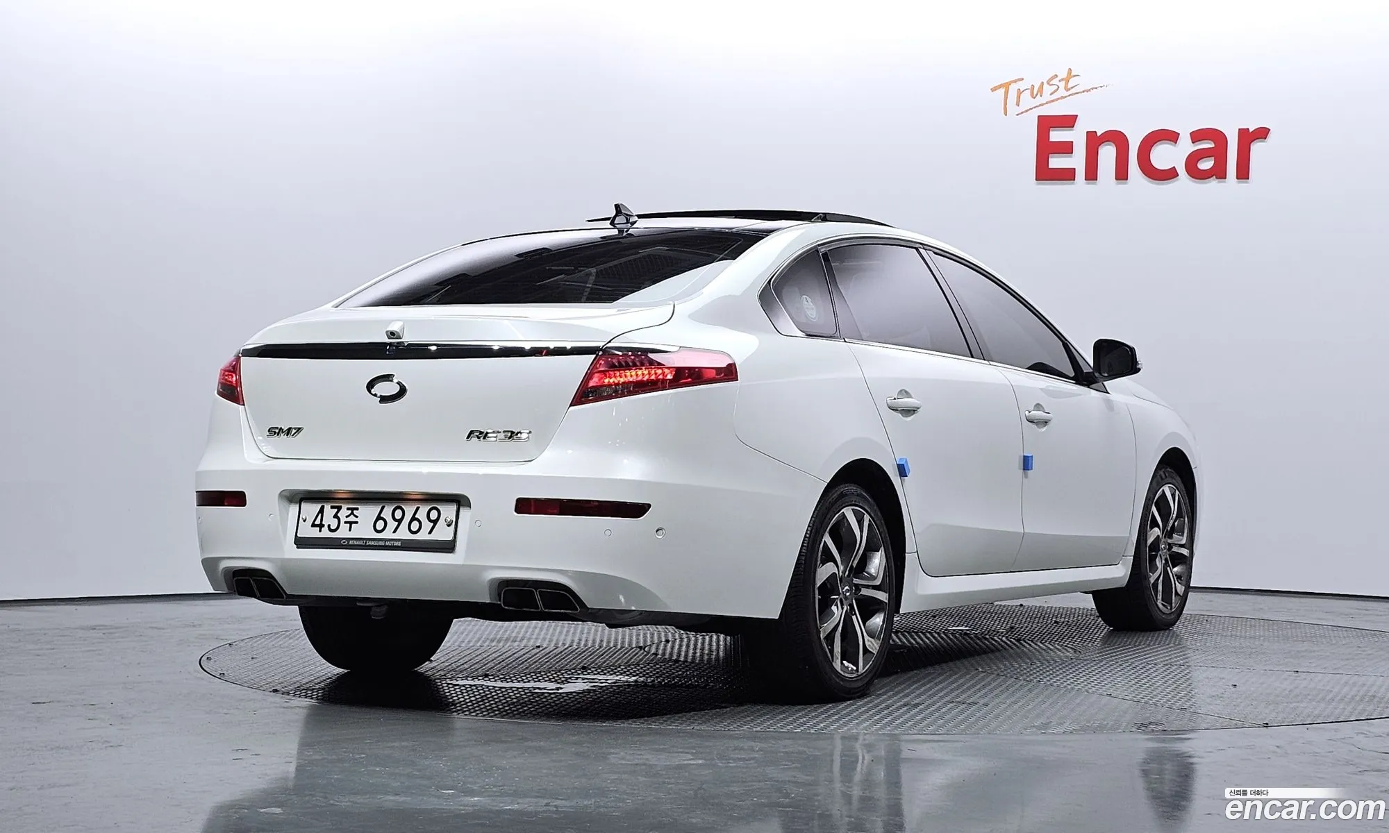 Renault Samsung Sm7 Re35 2013 - фотография 5784