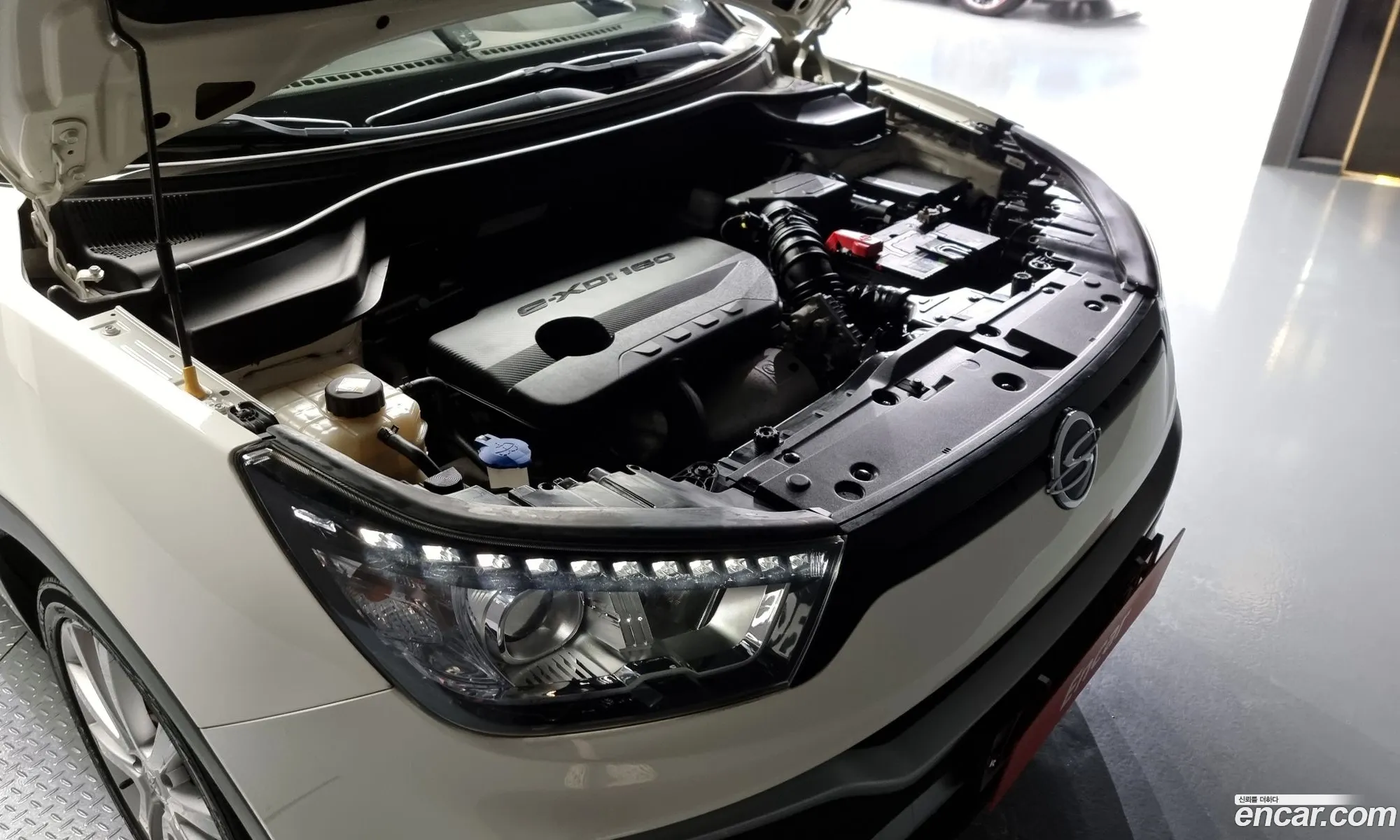 Kg Mobility Ssangyong Tivoli Air Diesel Ix 2Wd - фотография 8234403