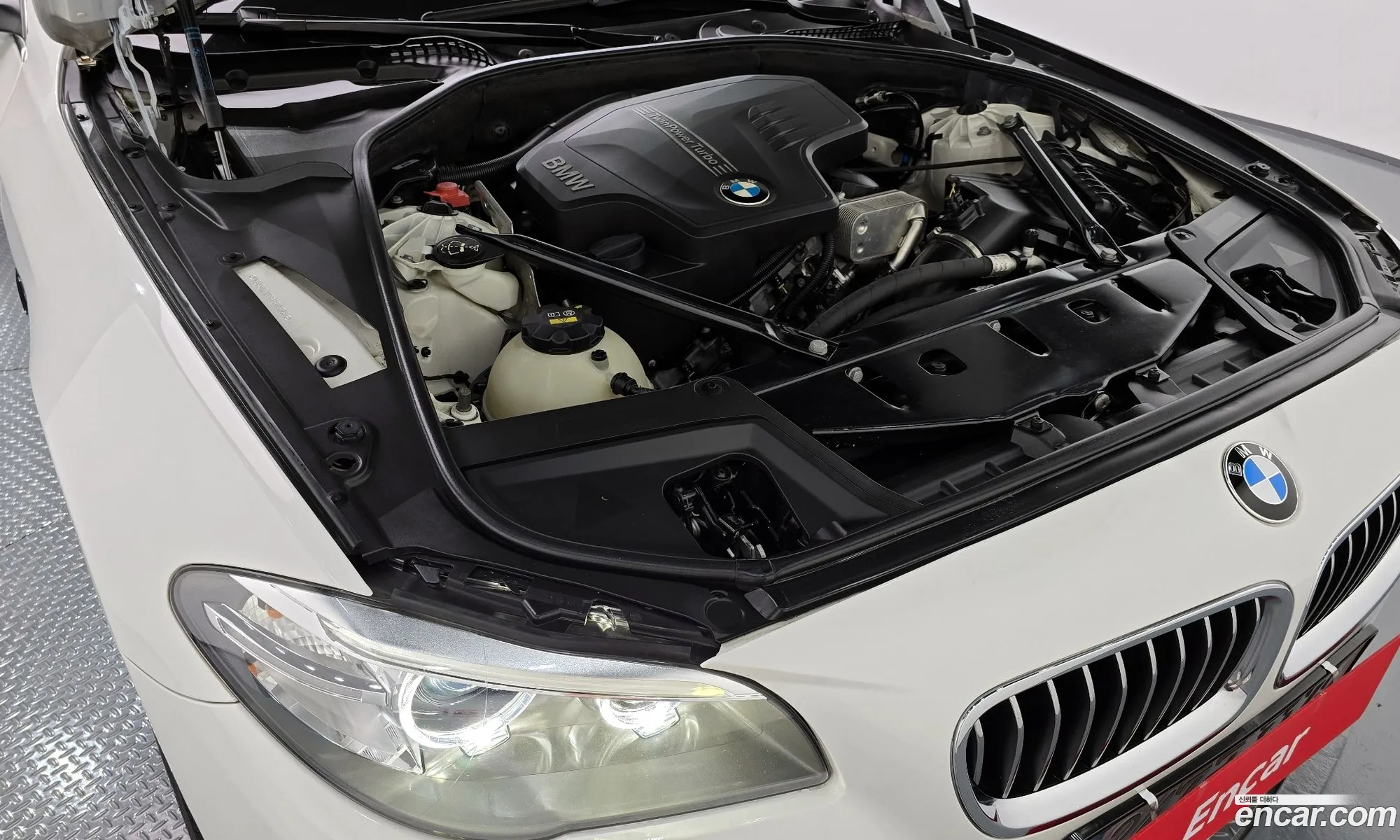 BMW 5Er Vi F10F11F07 528I xDrive 2014 - фотография 1020068