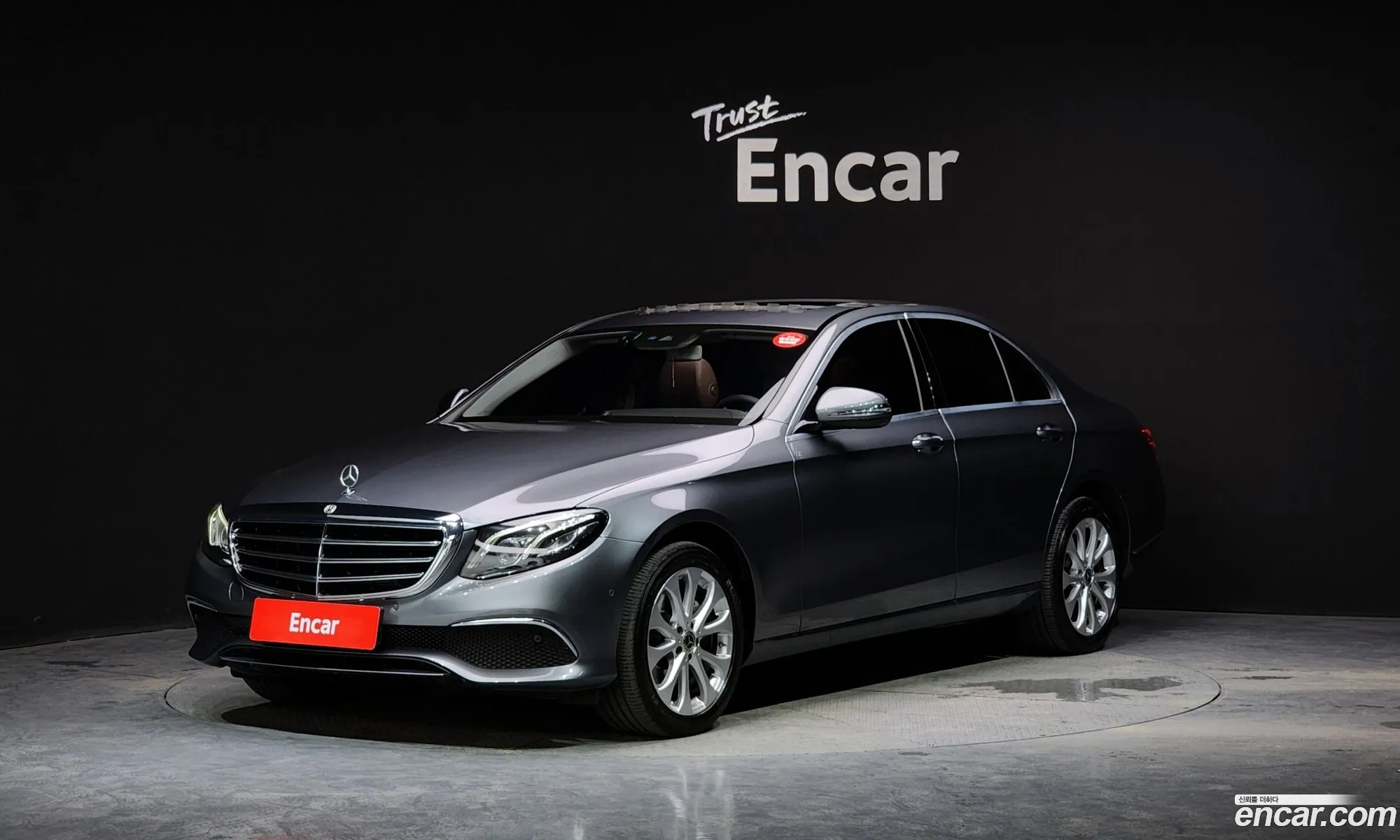 Mercedes-Benz E-Klasse V W213 S213 C238 E220D 4Matic Exclusive 2019 - фотография 17115248