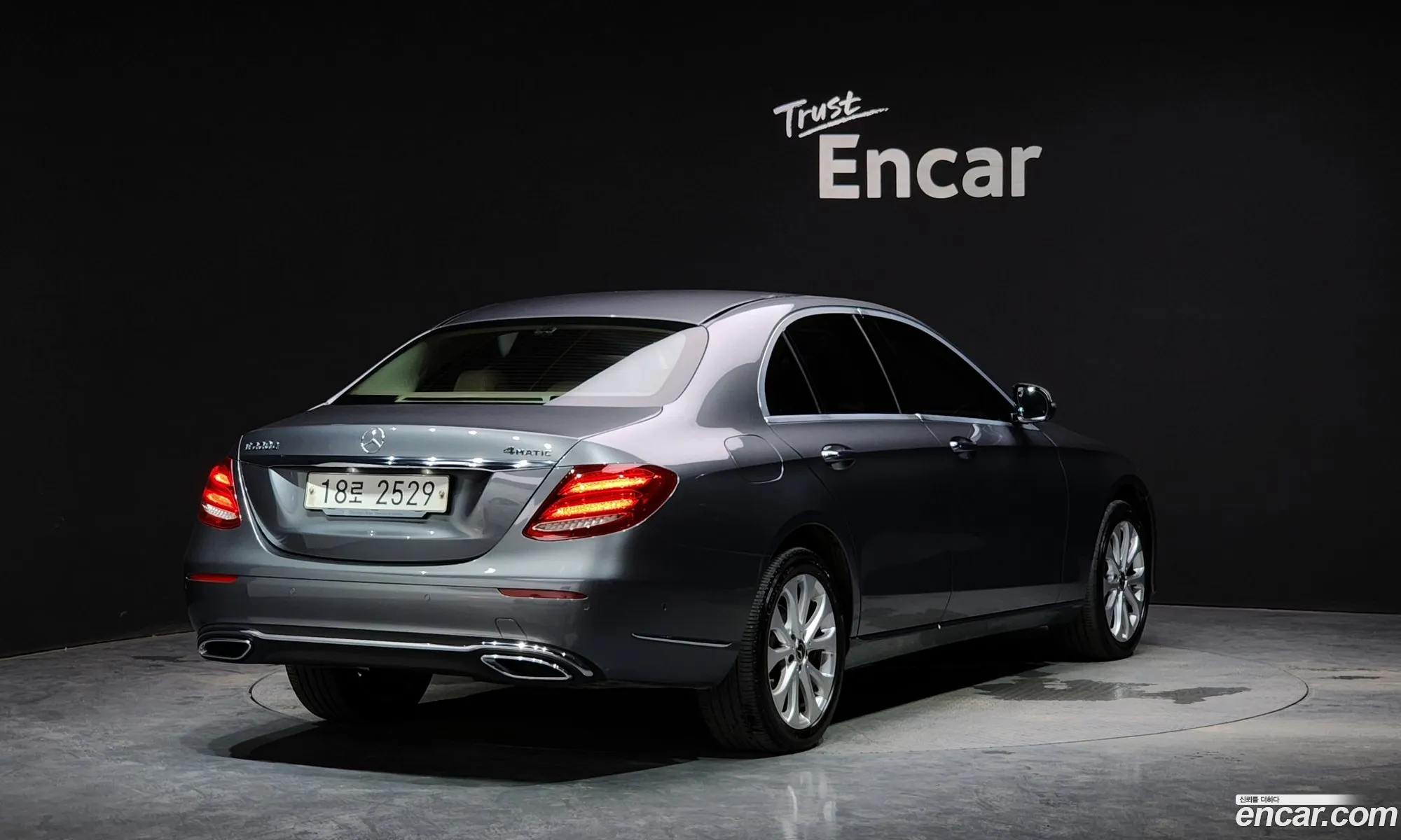 Mercedes-Benz E-Klasse V W213 S213 C238 E220D 4Matic Exclusive 2019 - фотография 17115249