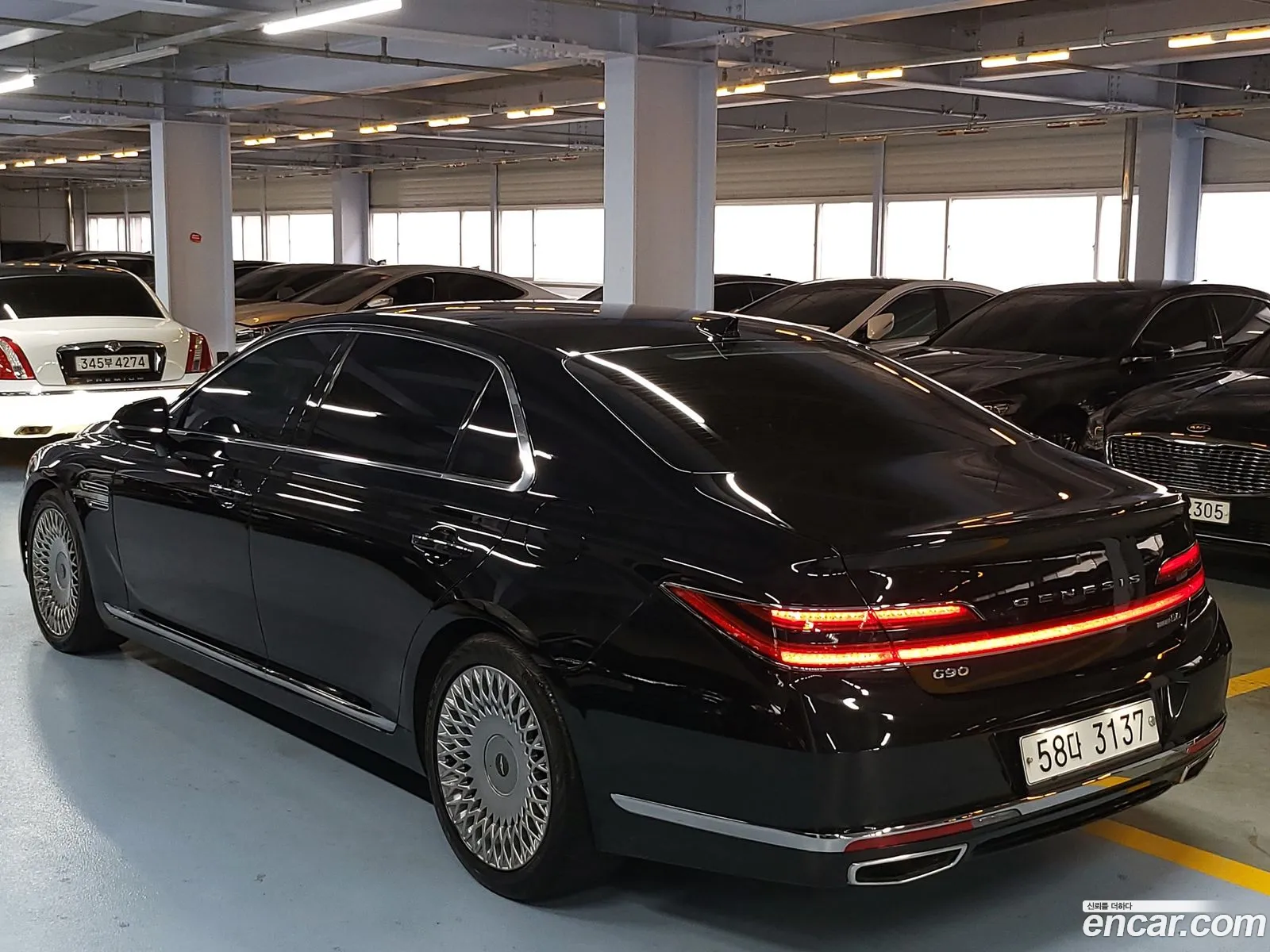 Genesis G90 I 50 Awd 2019 - фотография 1810509